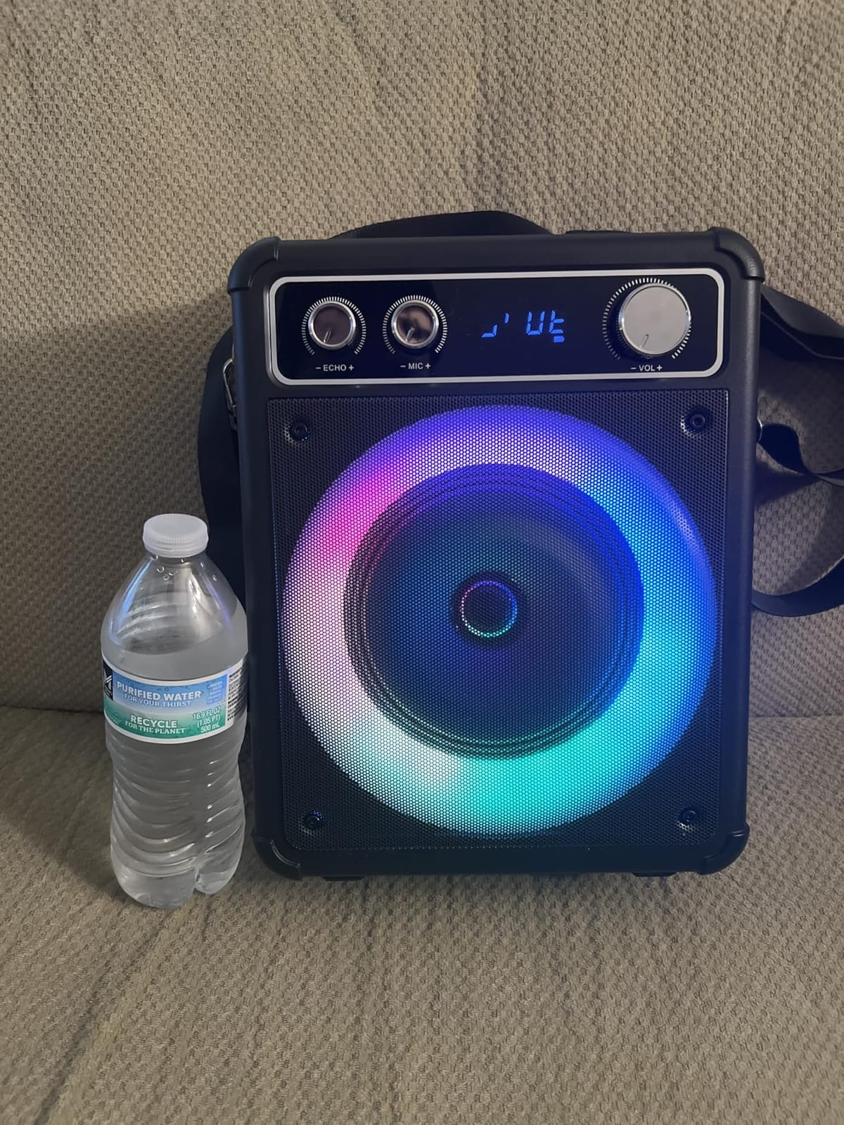VOSOCO Karaoke Machine, Bluetooth Speaker with 3 Rechargeable Microphones customer photo 1