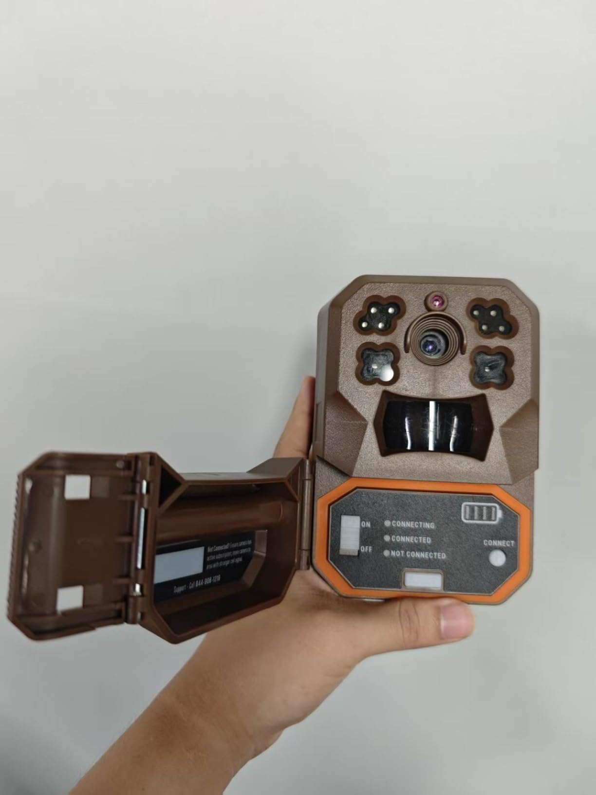 Moultrie Edge 3 Cellular Trail Camera - 40MP, 0.5s Trigger | Scout from Anywhere, HD photos via Mobile app, 1080p video, multi-carrier, low-glow flash, GPS, AI detection customer photo 2