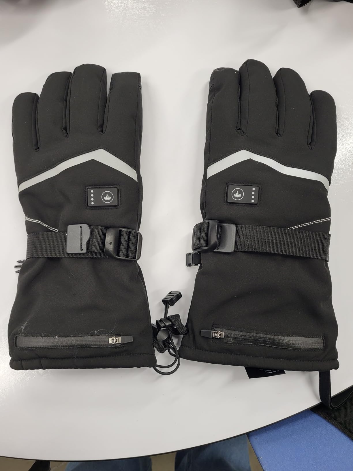 Heated Gloves, Rechargeable Heated Gloves for Men Women, Waterproof Electric Heating Ski Gloves with Touchscreen for Cold Weather Motorcycle Skiing Snowboarding Hiking Hunting Gifts customer photo 1