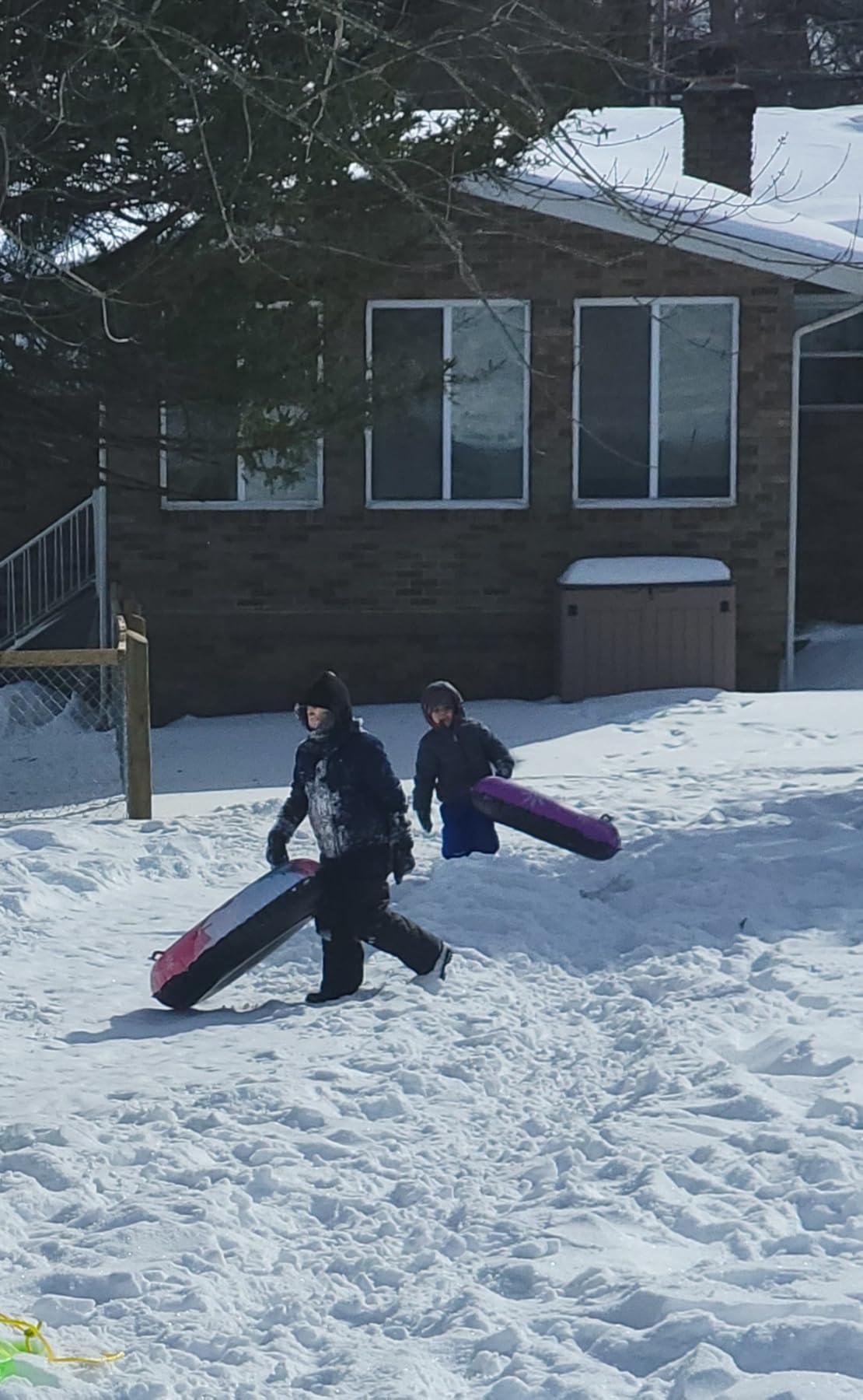 Snow Tube, 36‘’ 3Packs/4Packs Snowman Snow Tubes for Kids & Adults, Durable Cold-Resistant PVC Inflatable Snow Sled, Heavy-Duty Hard Bottom & Handles, Perfect for Family Boys Girls Sports Fun customer photo 2