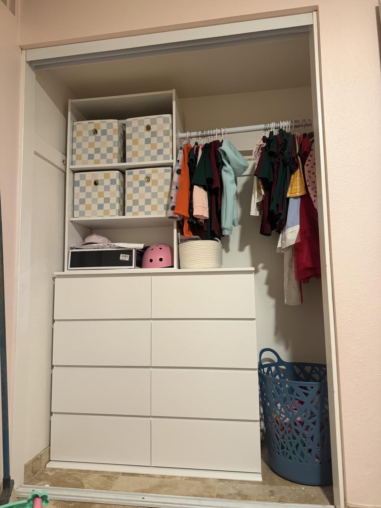FINETONES Black Dresser, Dresser for Bedroom, 8 Drawer Chest of Drawers customer photo 2