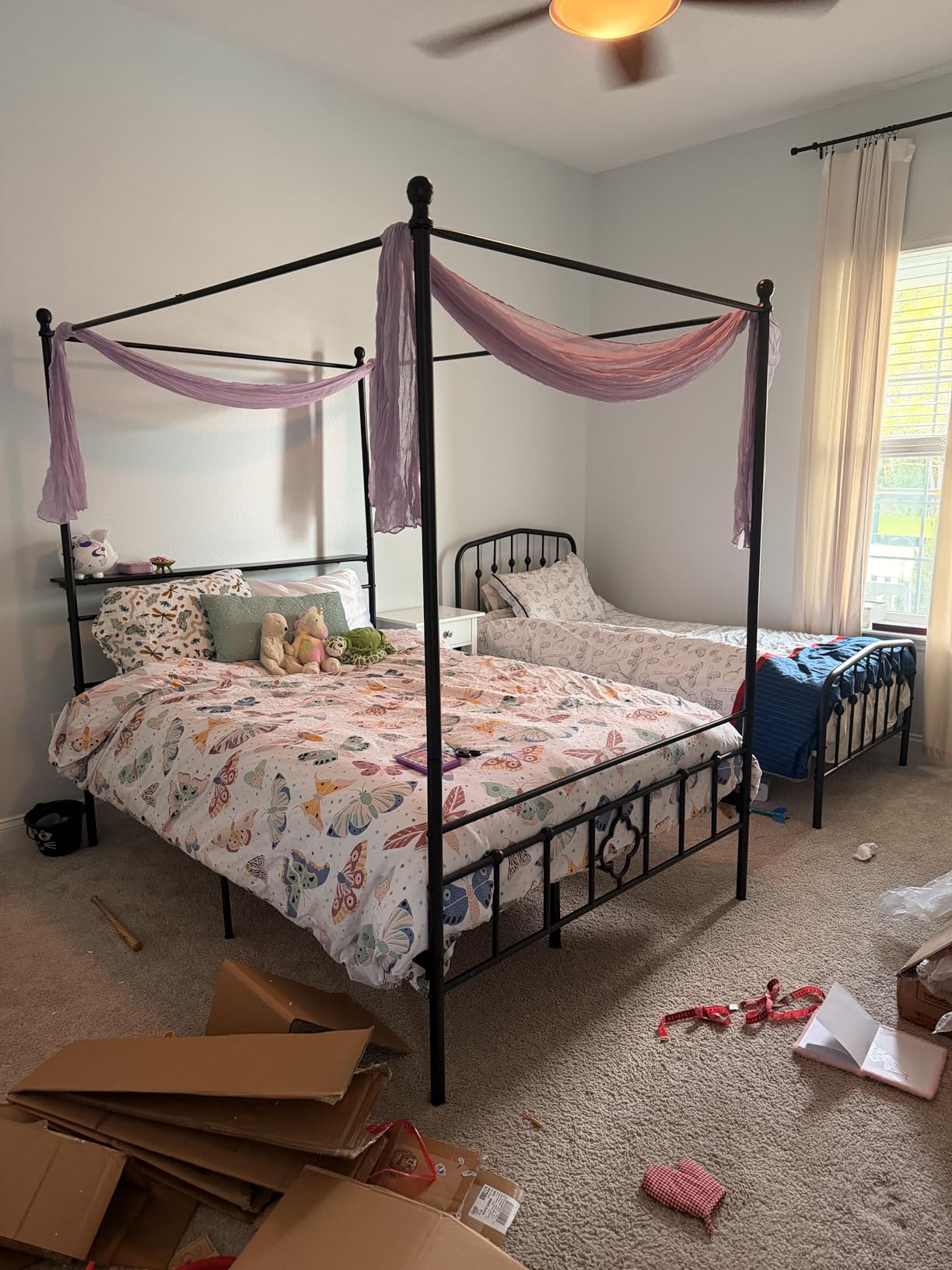 Homkdom Full Size Canopy Bed Frame with Storage Headboard,Noise-Free,Black customer photo 2