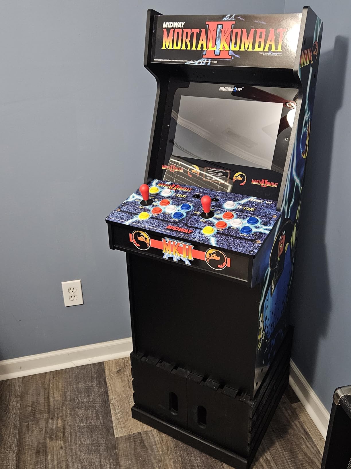 Arcade1Up Mortal Kombat Classic SE Arcade Machine, 15.6-Inch Screen customer photo 1