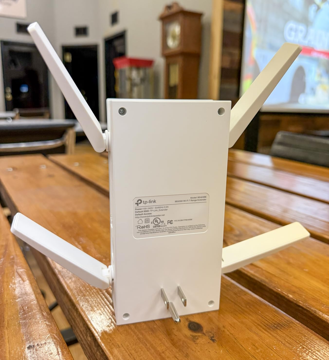 TP-Link BE6300 Wi-Fi 7 Range Extender RE403BE w/ 2.5G Port | 6.3 Gbps Dual-Band Wireless Repeater | Internet Signal Booster for Home | Up to 2800 sq.ft, 64 Devices | MLO, EasyMesh | No 6 GHz Band customer photo 1