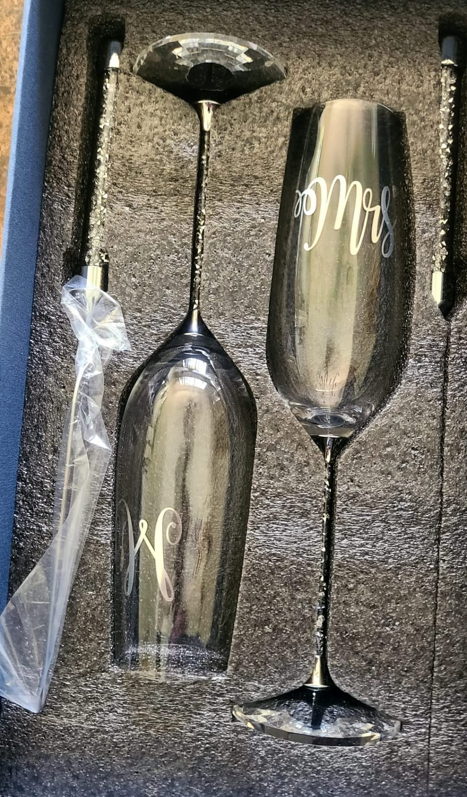 Wedding Cake Cutting Set with Crystal Champagne Flutes, Silver | Luxury Handcrafted Crystal Flutes with Silver Petal Rhinestones, Elegant Knife Server and Gift-ready Keepsake Box for Couples customer photo 2