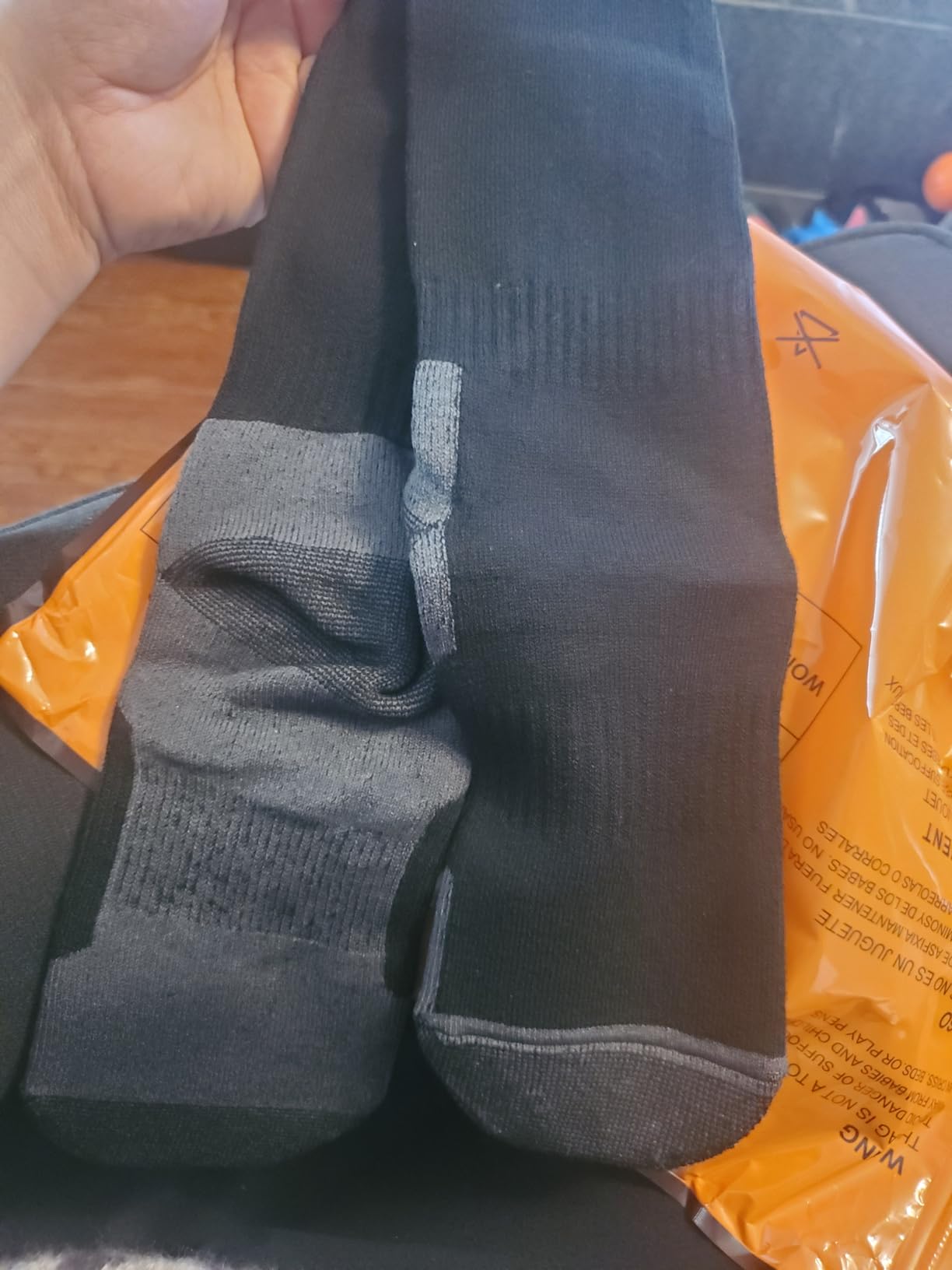 RUIXUE Merino Wool Hiking Socks for Men Women, OEKO-TEX & GRS Certified, Seamless Toe, Terry Cushioned -3 Pairs customer photo 2