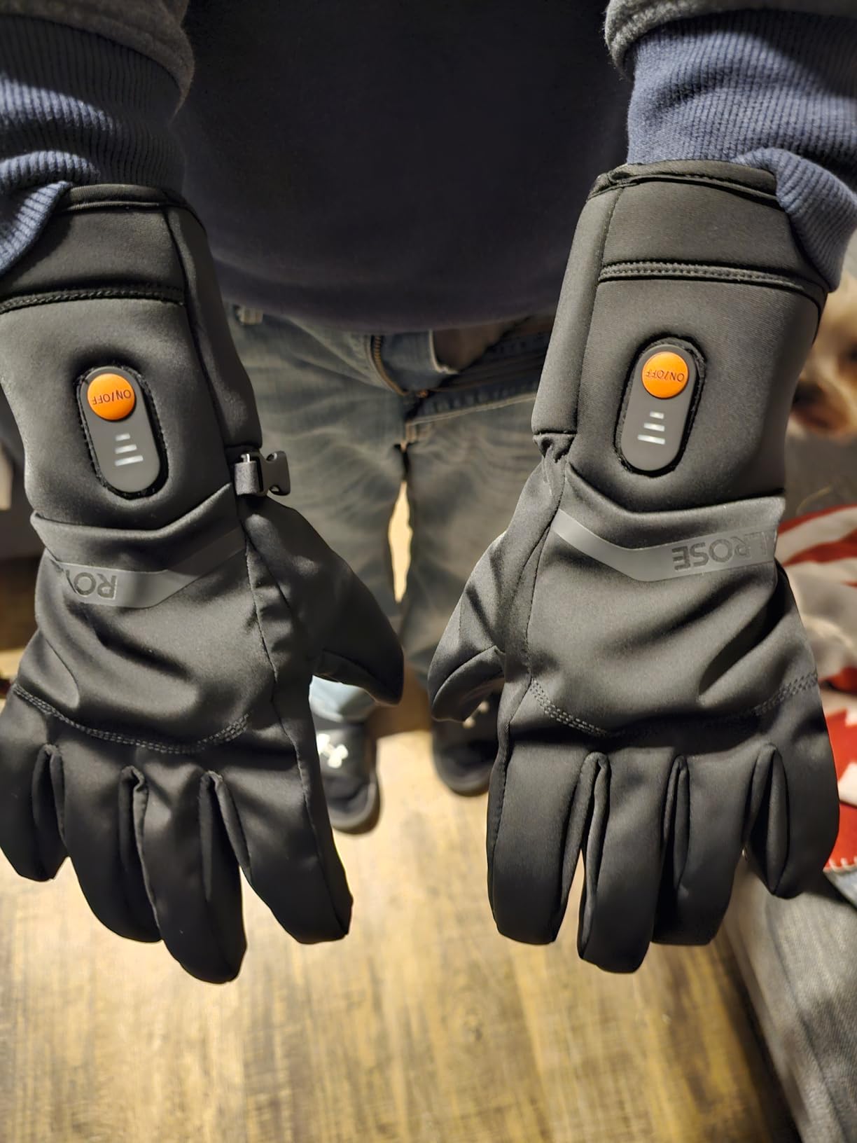 Heated Gloves Liners for Men Women, Rechargeable Waterproof Winter Thin Heated Work Gloves with Arthritis Raynaud's Relief for Ski Golf Hiking Driving customer photo 2