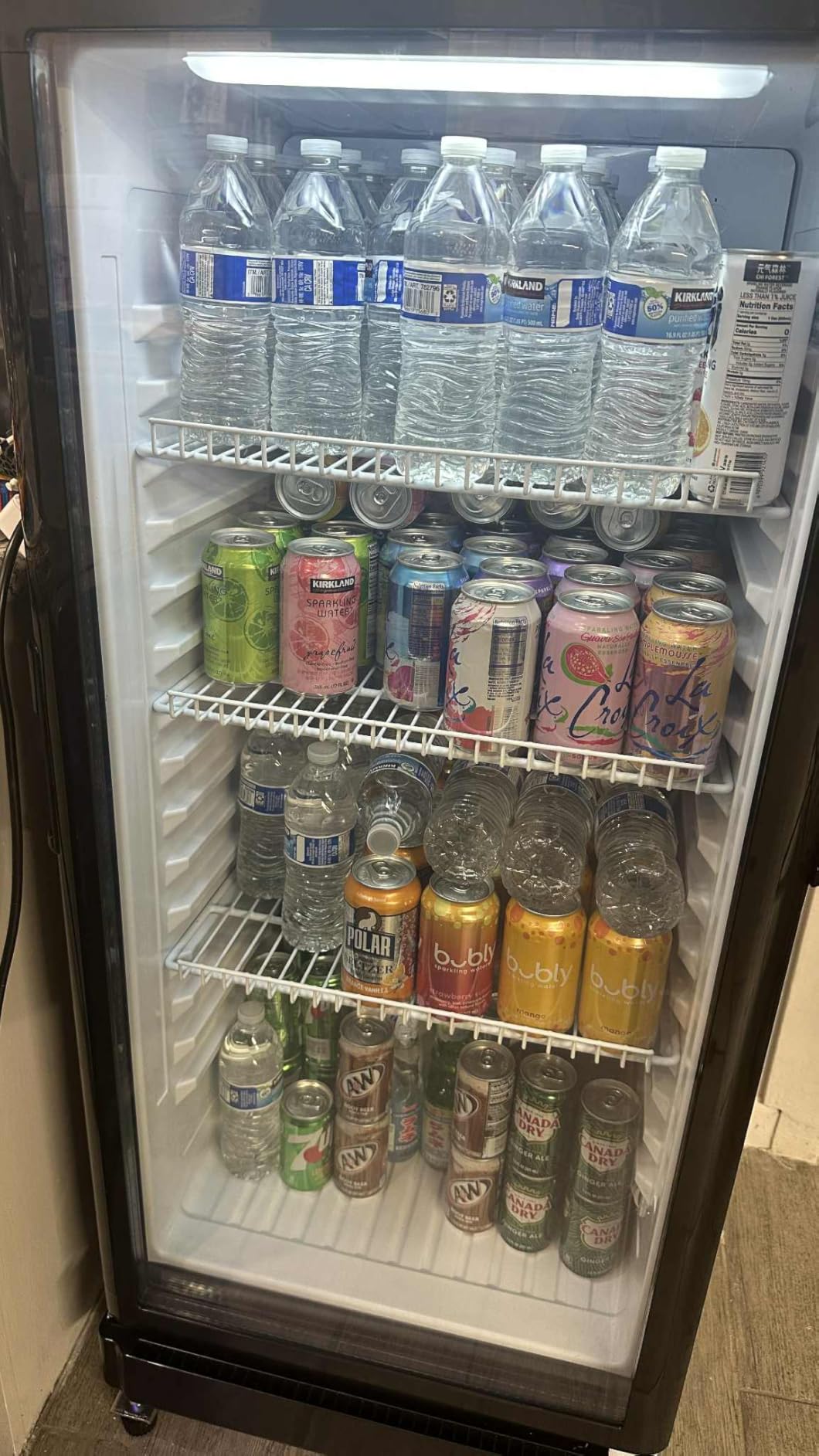 7 Cu.Ft Commercial Beverage Refrigerator with Glass Door customer photo 1