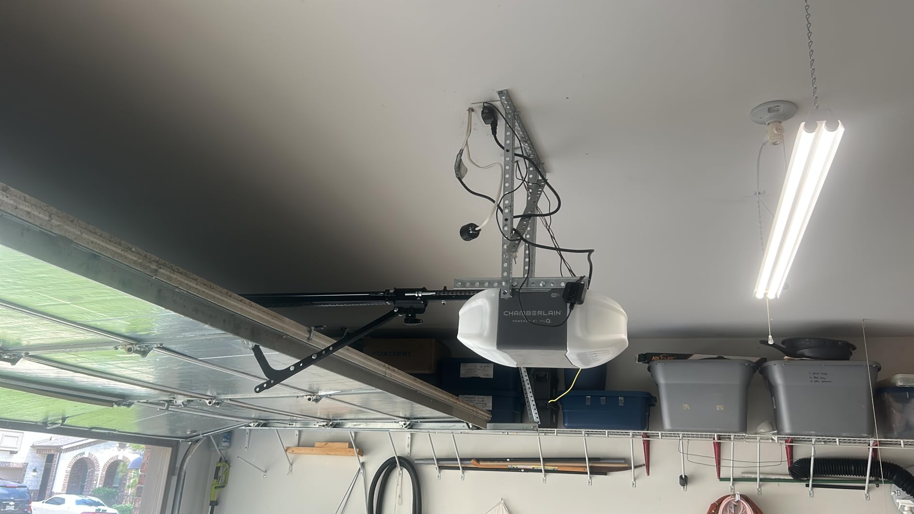 Chamberlain Chain Drive myQ Garage Door Opener, 3/4HP w/Fixed Camera customer photo 2