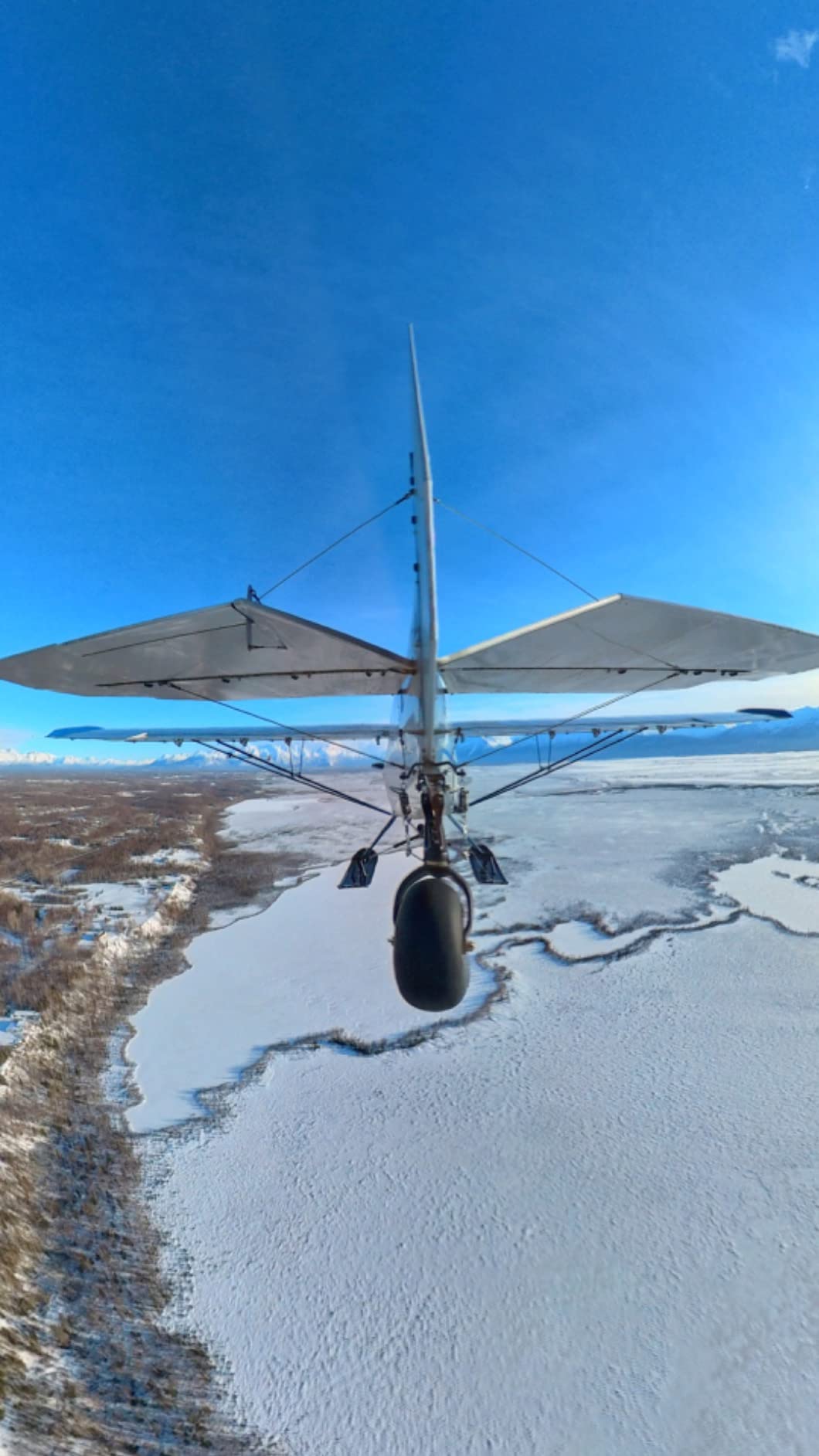Insta360 X4 Air Travel Bundle - Lightweight 165g 8K 360 Camera, Invisible Selfie Stick, Replaceable Lenses Design, Shoot First & Frame Later, Built-in Wind Guard, FlowState Stabilization, AI-App customer photo 1