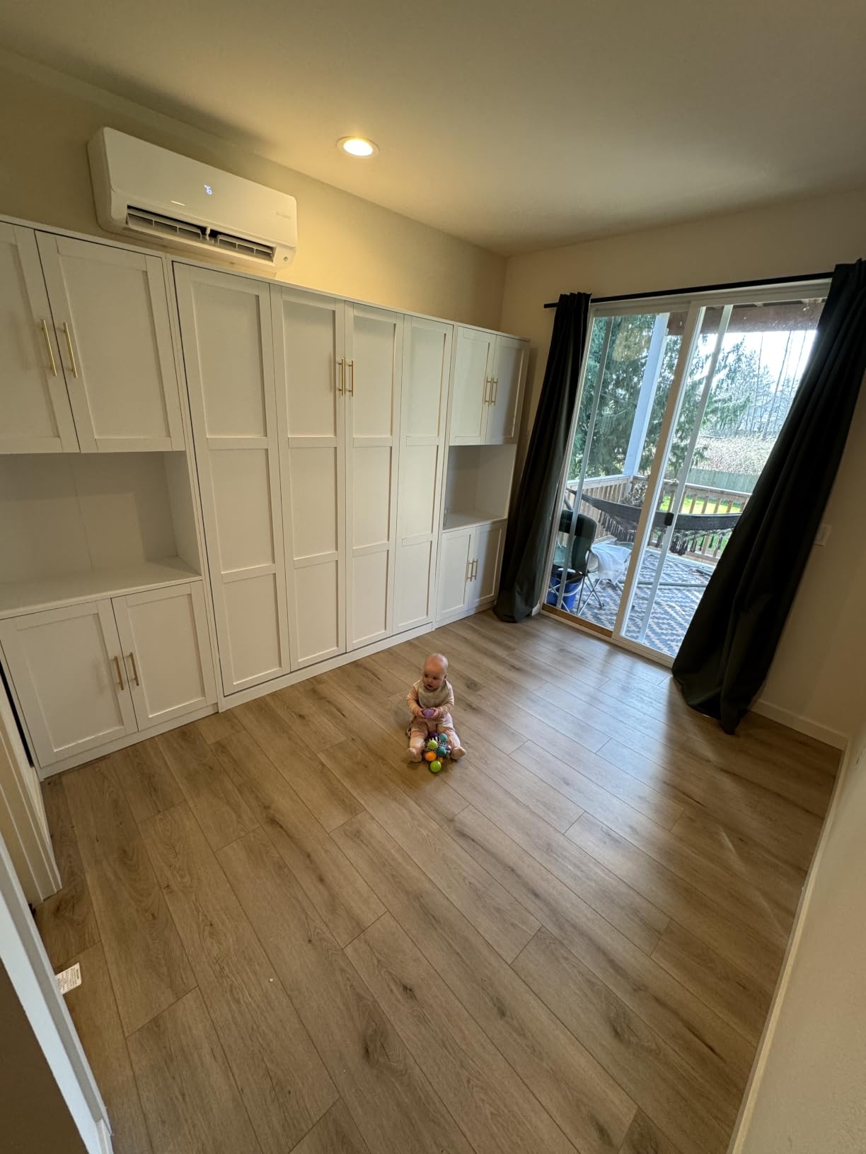 Bobve Farmhouse Murphy Bed Queen, 85