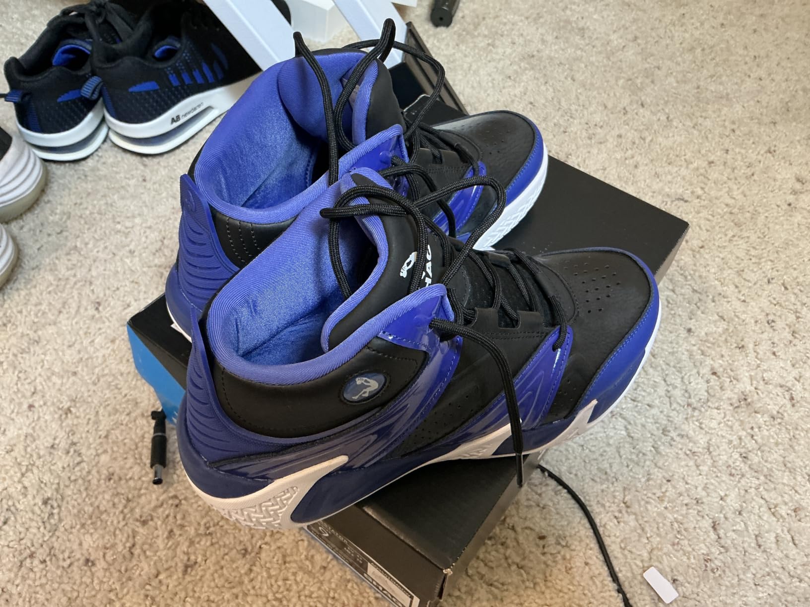 SHAQ Devastator High Top Basketball Shoes for Men, Indoor or Outdoor Court Basketball Mens Sneakers - Black, White, Green, Blue, Orange or Red Size 8 to 15 customer photo 1