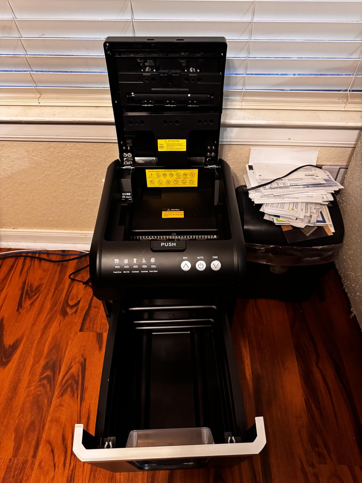 Bonsaii 200-Sheet Auto Feed Micro Cut Heavy Duty Paper Shredder for Office customer photo 2