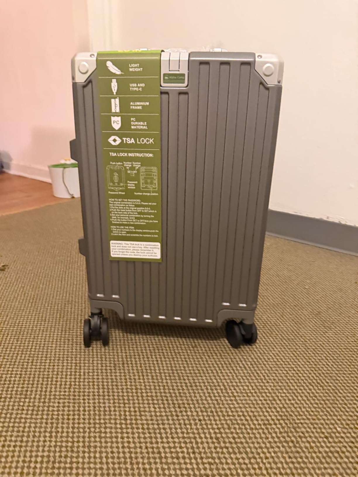 ALPHA CAMP 2 Piece Luggage Sets with Aluminum Frame (20/28 Inch,Silver) customer photo 2