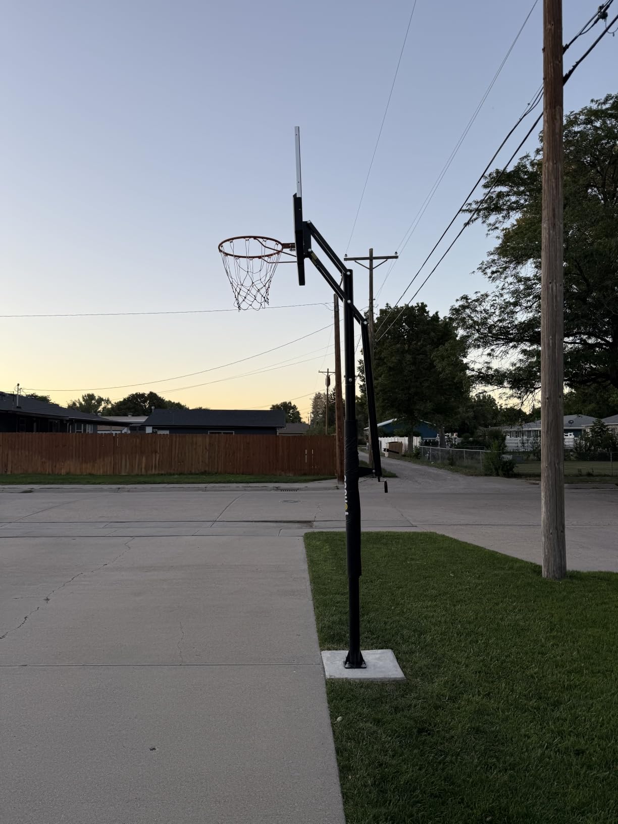 Yohood In Ground Basketball Hoop Outdoor 10FT Adjustable Height with Crank, in-Gound Basketball Goal System with 50 Inch Shatterproof PC Backborad and Solid Steel Rim customer photo 1