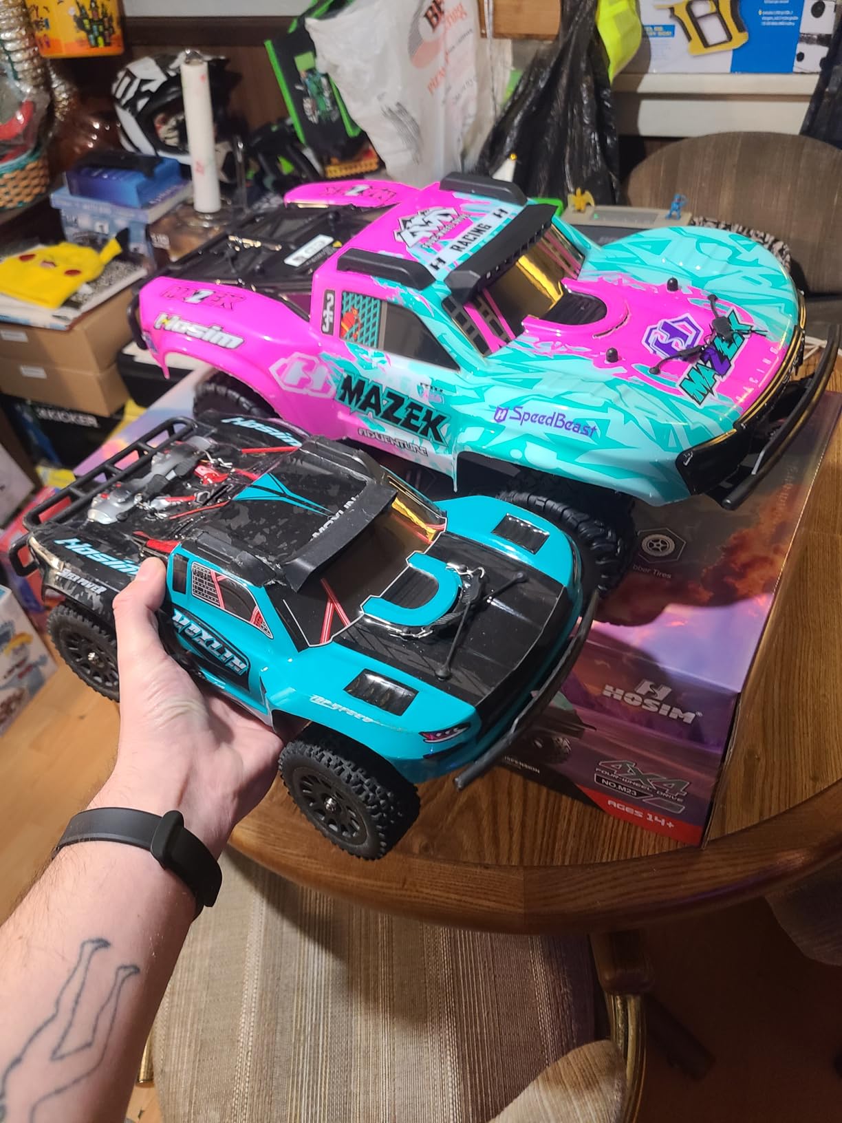 Hosim 1/10 RC Truck 4WD Brushless Buggy Cars, MAZEK RTR 62+ MPH Hobby Grade High Speed Remote Control Car for Adults & Teens Off-Road Bashing, Rock Crawling, Racing Waterproof Electric Monster Trucks customer photo 2