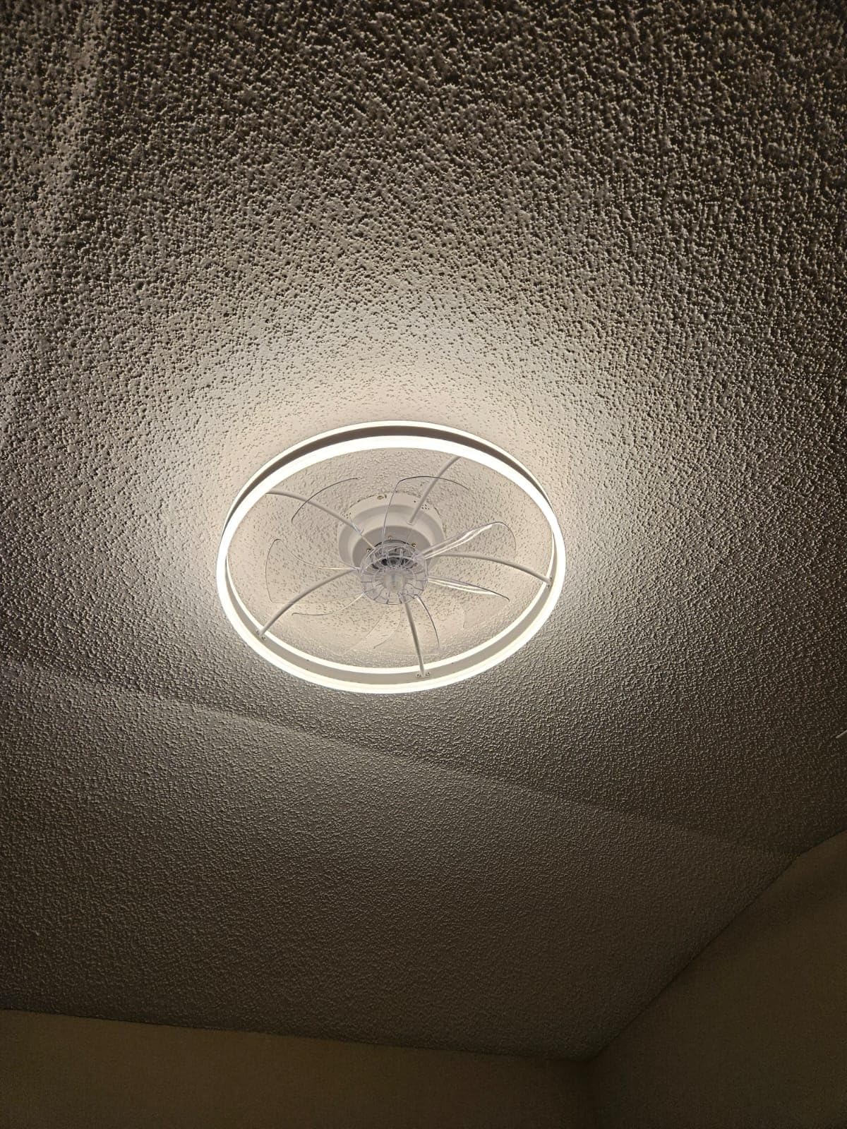 VOLISUN Low Profile Ceiling Fans with Lights and Remote, 27.6in Fandelier Ceiling Fan Flush Mount, 3000K-6500K Smart Bladeless LED Fan Light, White Modern Ceiling Fans with Lights for Bedroom customer photo 1