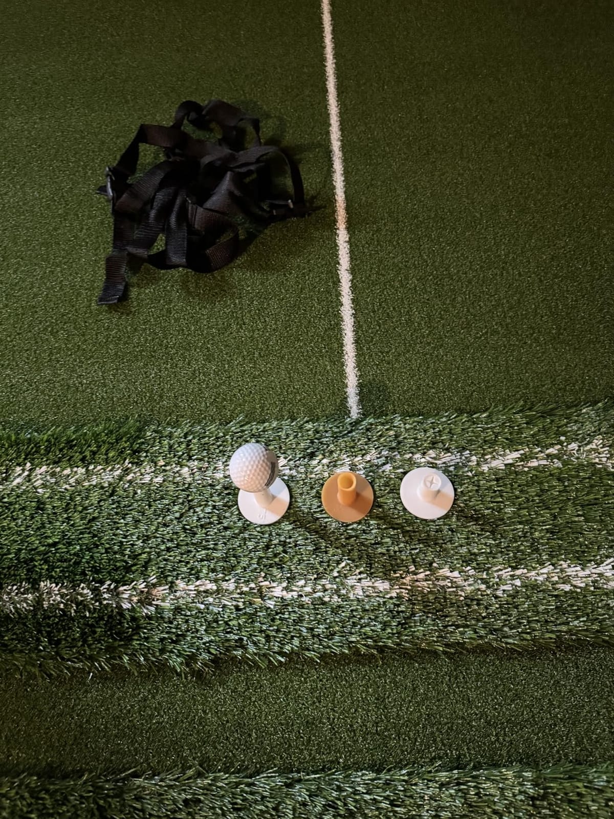 Golf Simulator Impact Screen for Home & Garage Training, Indoor Practice Screen, 5X Thicker 3-Layer Design, 100% Clearer HD Projection, Tool-Free Quick Install, Multi-Scene Use as Unique Gifts customer photo 2