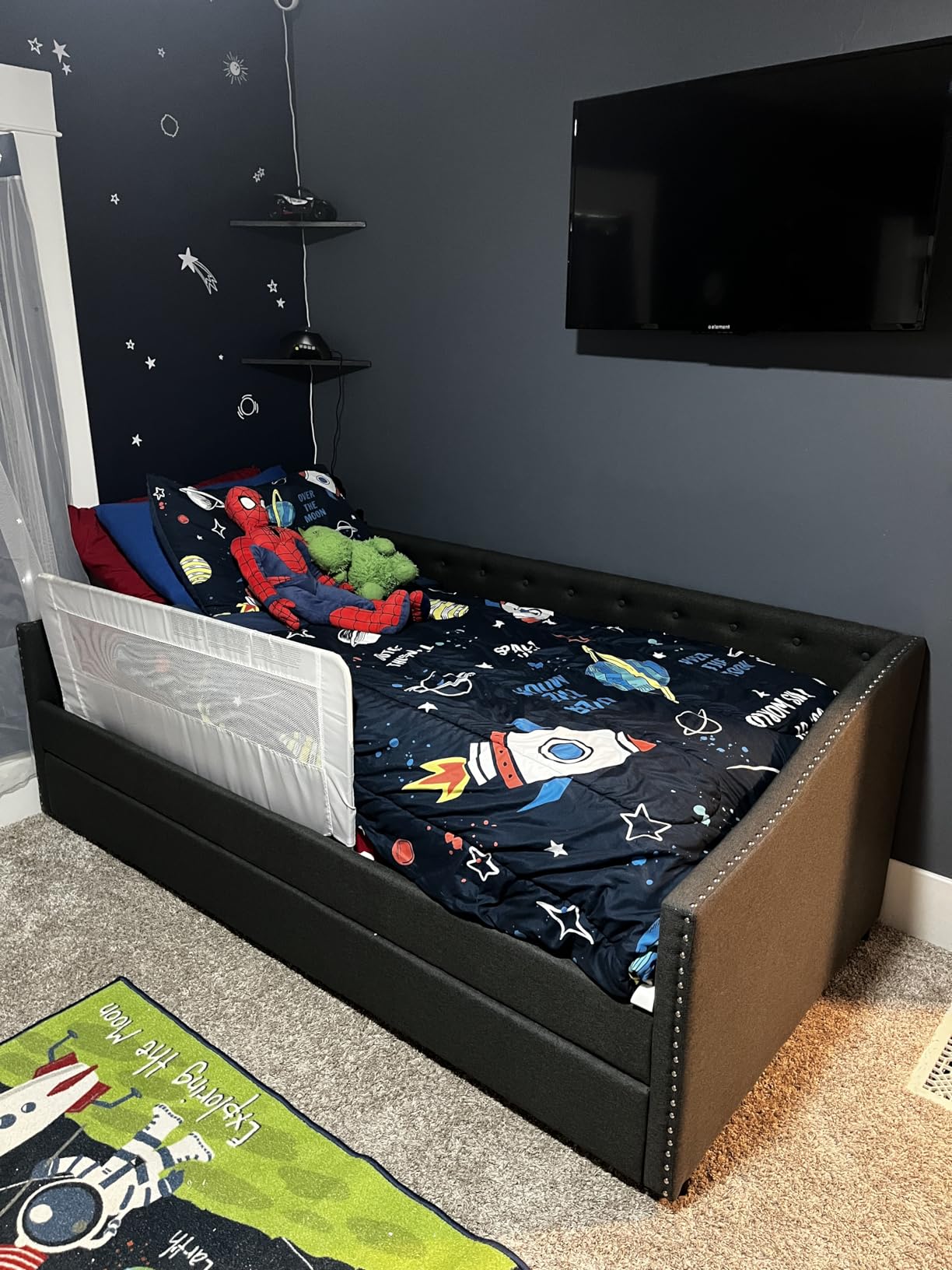 Twin Size Upholstered Daybed with Trundle customer photo 1