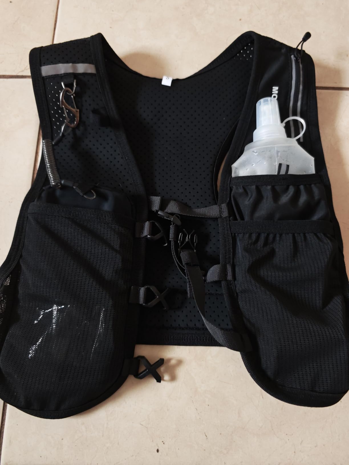 MOKURA Running Vest for Women Men with 500ML Soft Flask & Phone Holder | Lightweight Hydration Vest | Reflective Running Backpack | Adjustable Run Pack Water Bottle | Runner Marathon Essentials customer photo 2