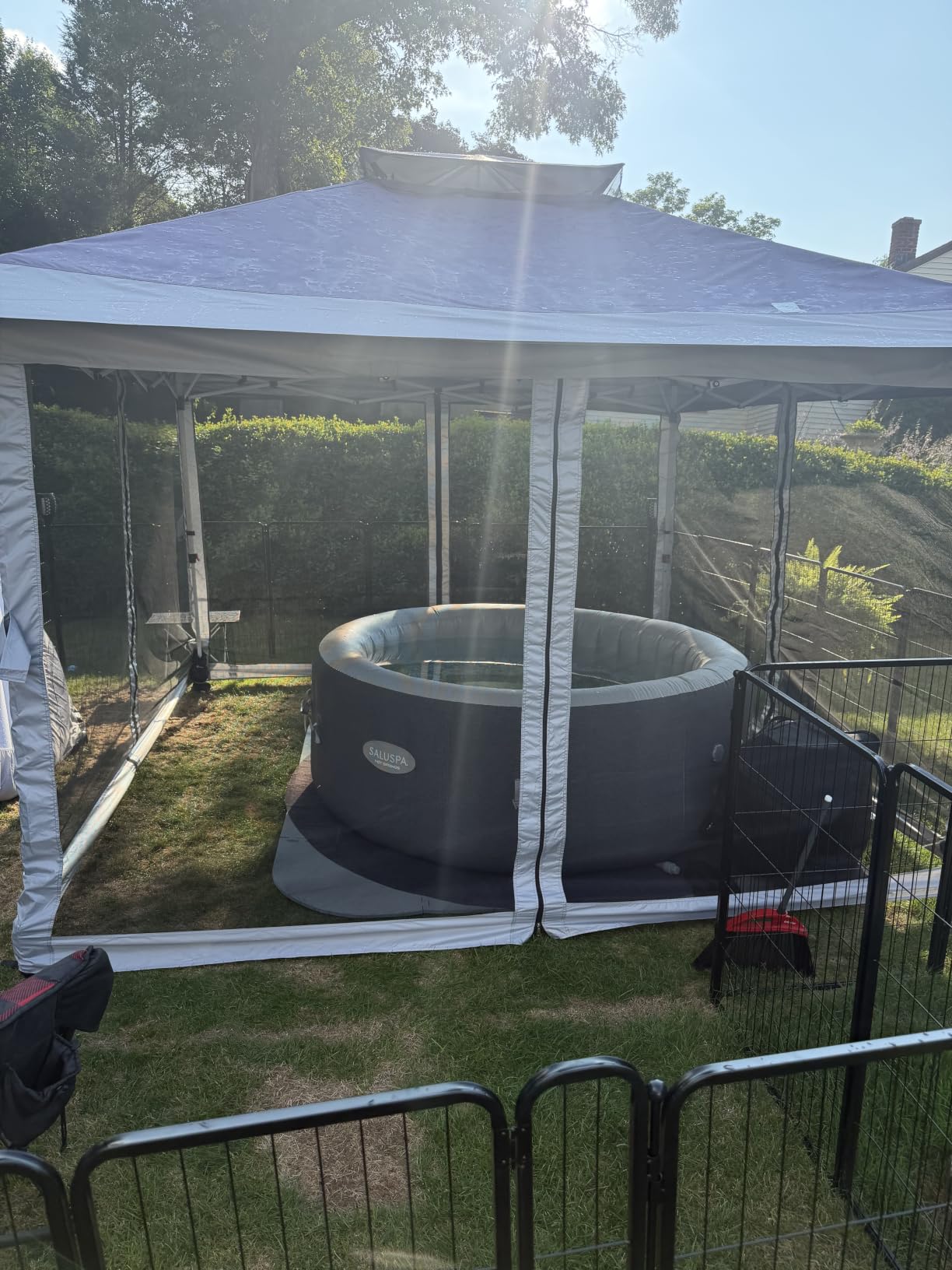 SaluSpa Hot Springs 4-6 Person Square Inflatable Hot Tub, Energy-Efficient customer photo 2
