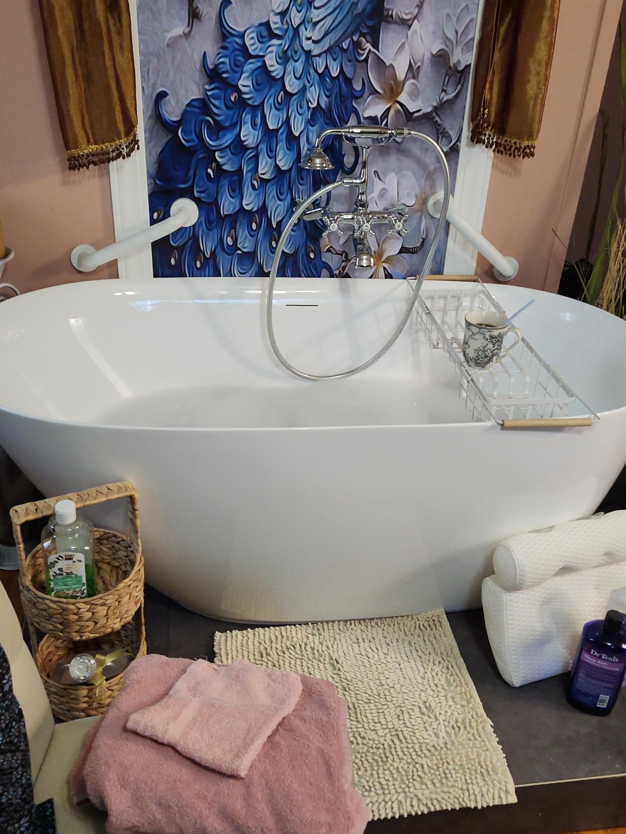 ANZZI 67 In Freestanding Acrylic Bathtub Flat Bottom Soaking Tub White customer photo 2
