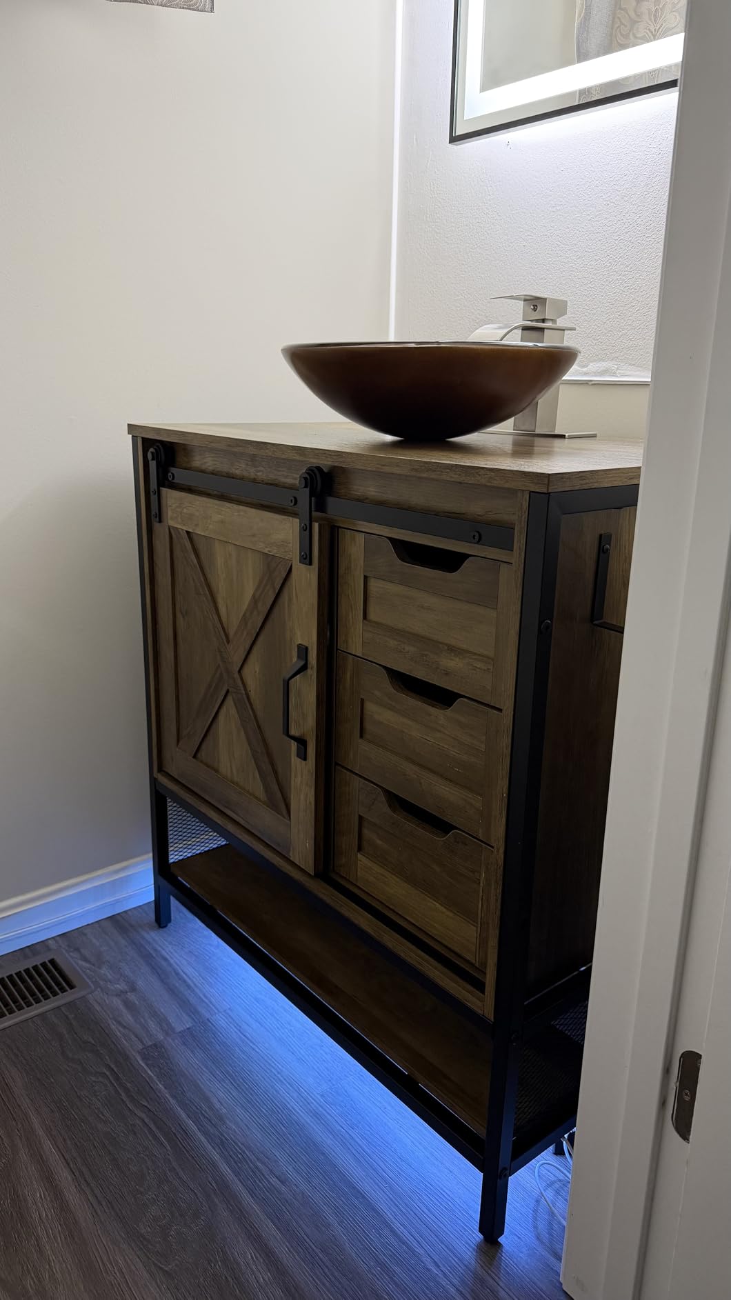 Concho 30'' Farmhouse Bathroom Vanity with Vessel Sink Rustic Brown customer photo 1