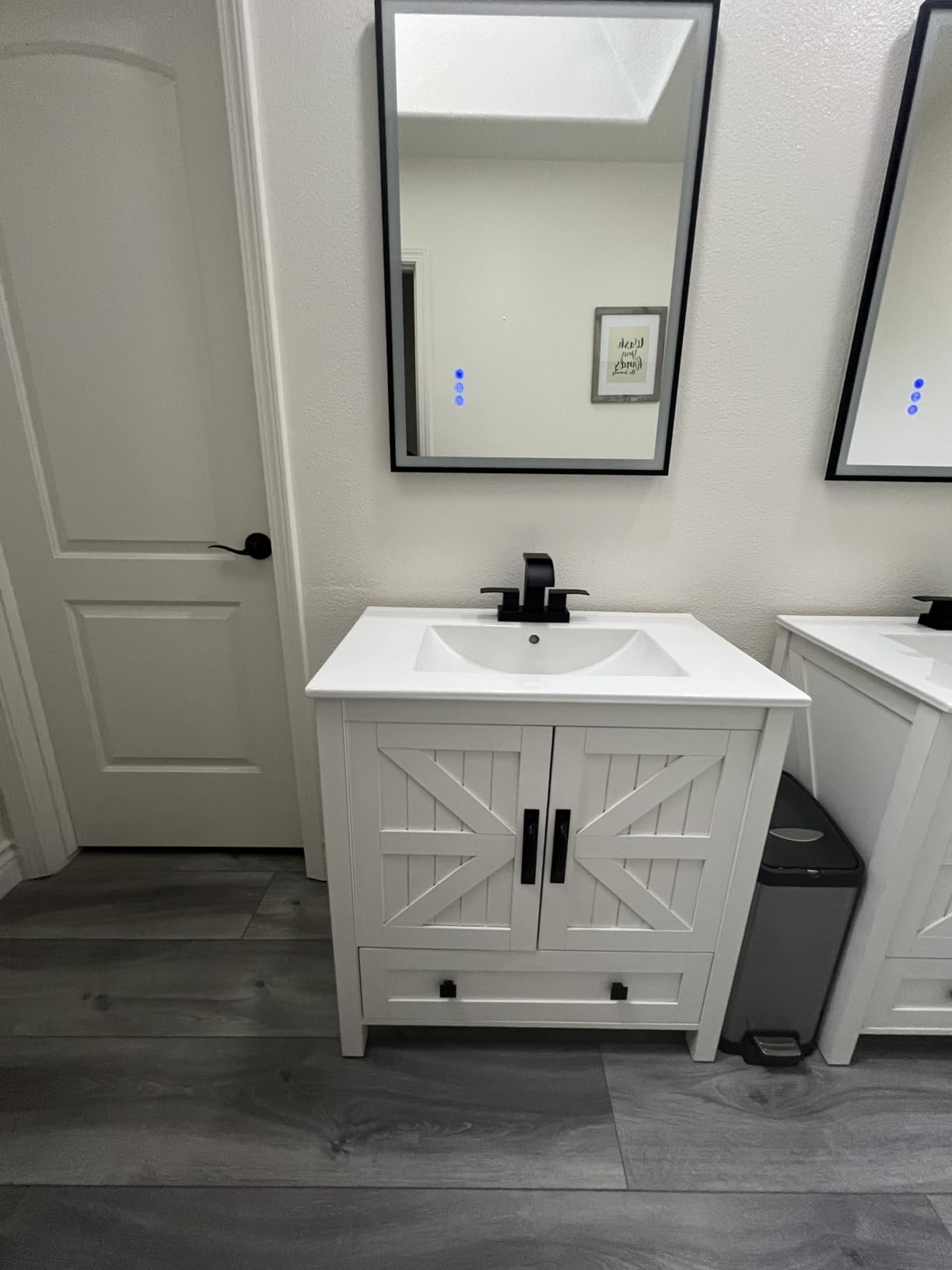 YITAHOME 30 Inch Farmhouse Bathroom Vanity with Sink customer photo 2