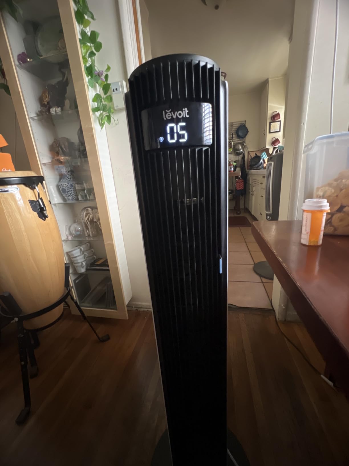 Levoit Tower Fan for Bedroom, Standing Fan with 36-47 Inch Adjustable Height, 28dB Quiet, 23 ft/s Velocity, Bladeless, 90° Oscillating Floor Fan, 5 Speeds 4 Modes, 12H Timer, Remote, for Home, Room customer photo 2