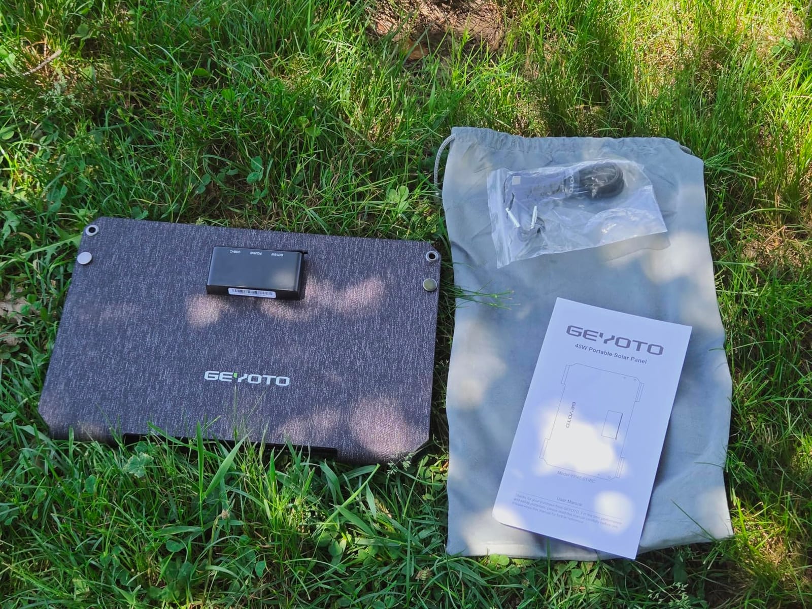 45W Solar Panel Charger Fast Charging for Phone PD 25W USB-C/USB-A | 25.4% High Efficiency, IP68 Waterproof, Portable Solar Panel for iPhone, iPad, Power Bank, Tablets, Camping, Backpacking, Hiking customer photo 1