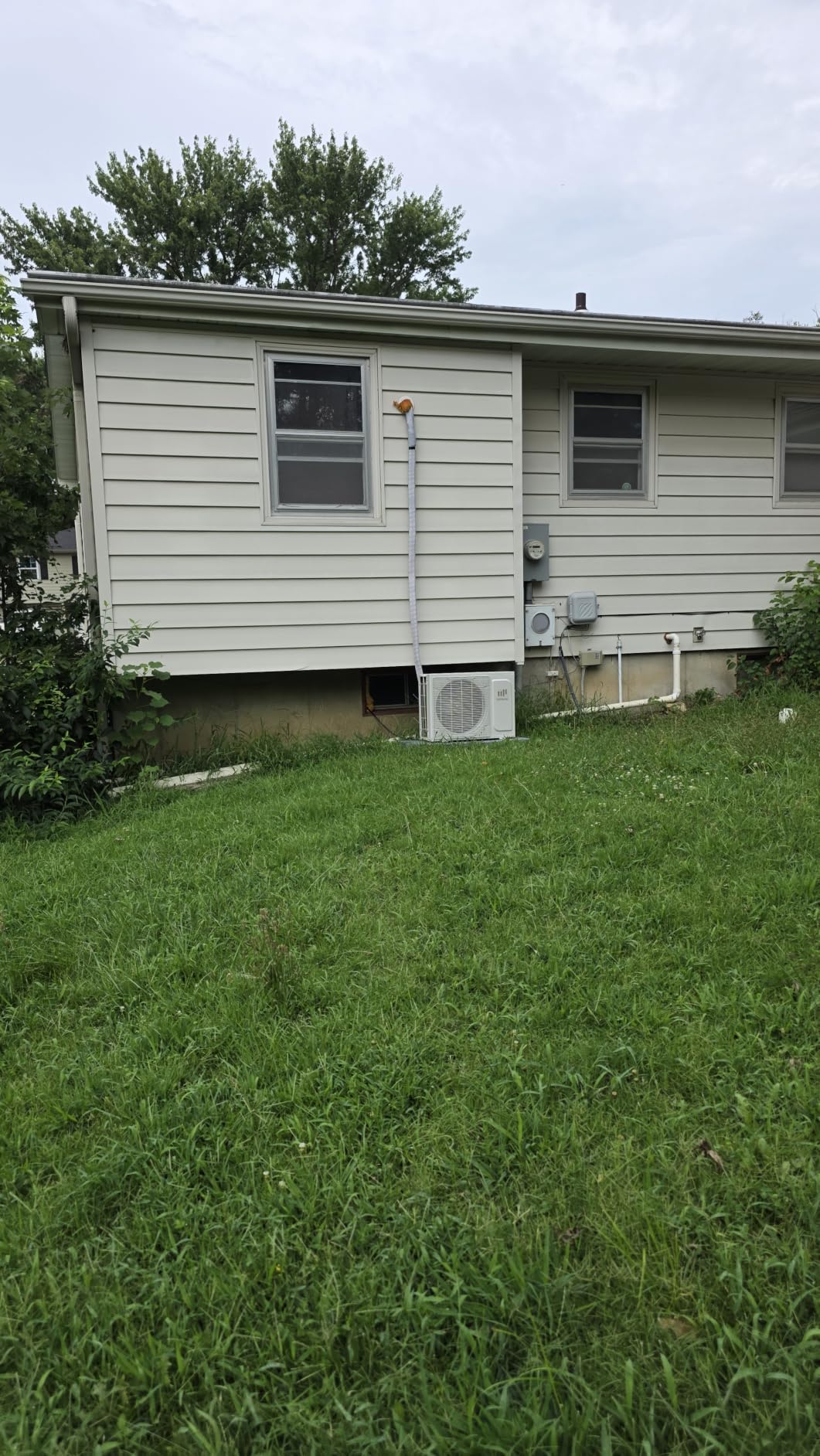 Upstreman 2 Zone Mini Split with Heat Pump, 9K+12K BTU, 23 SEER2, 230V customer photo 2