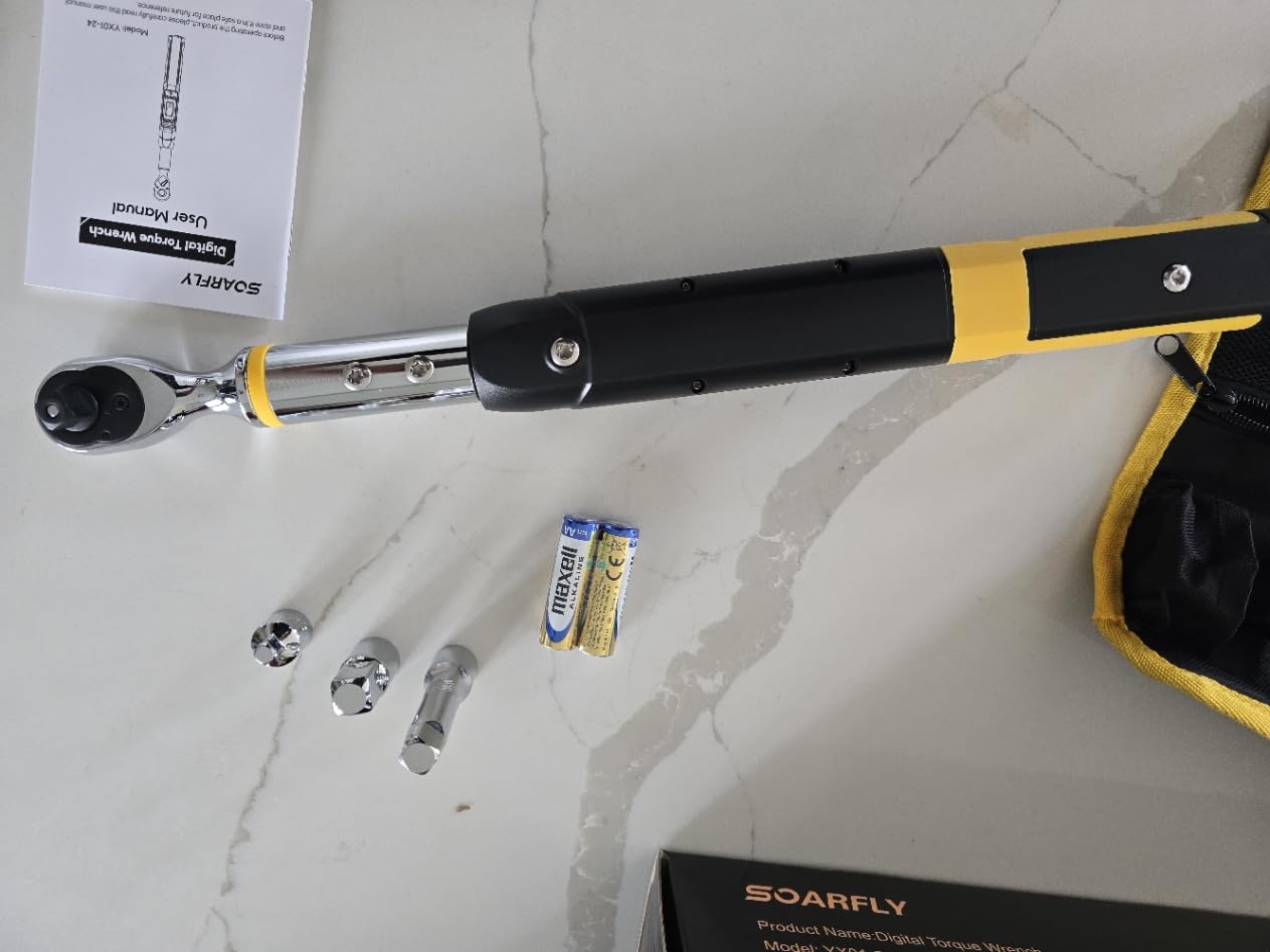 SOARFLY 3/8 Digital Torque Wrench Set 220Nm/162Ft-lb for Auto 1/2 1/4 Drive | ±1% High Accuracy, Full Kit, 3 Modes, LED+Buzzer Alarm, 10 Presets 400 Data Logs, 5 Units, Reliable for Car Motor Bike Repair customer photo 1