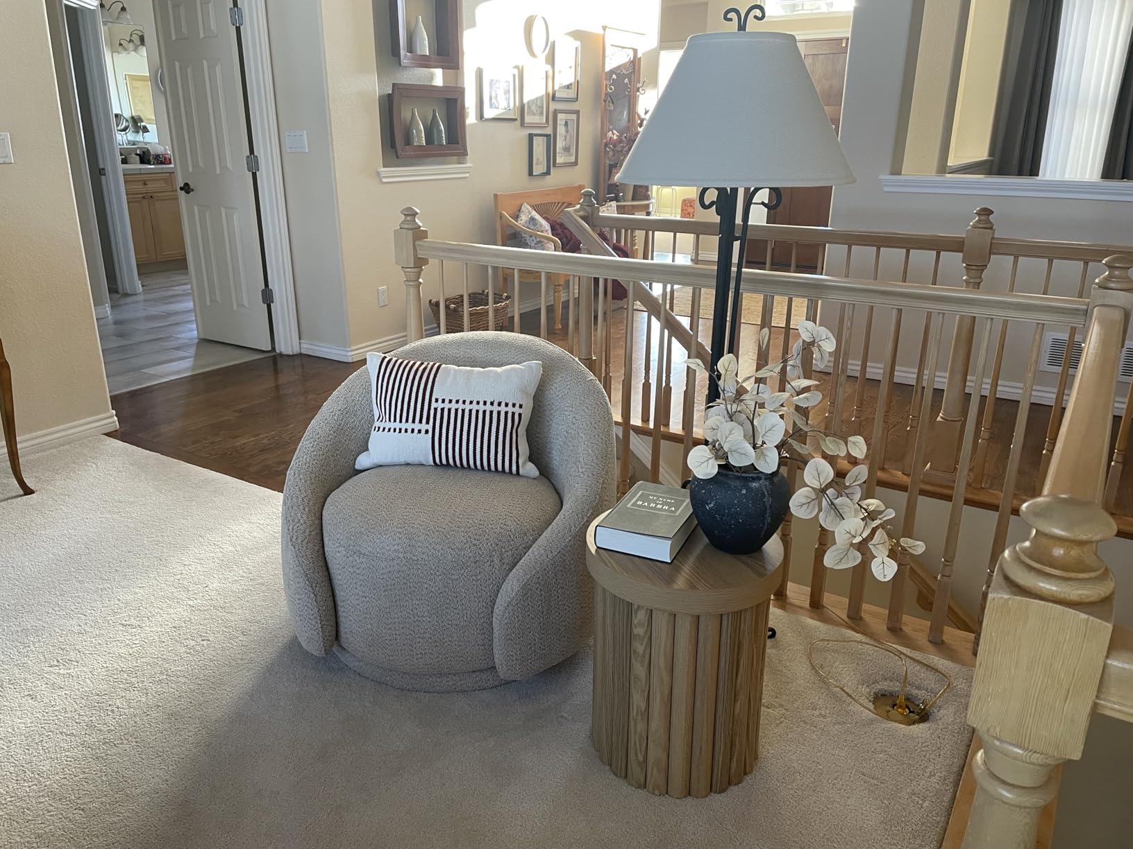 VANOMi Swivel Chairs for Living Room, 34