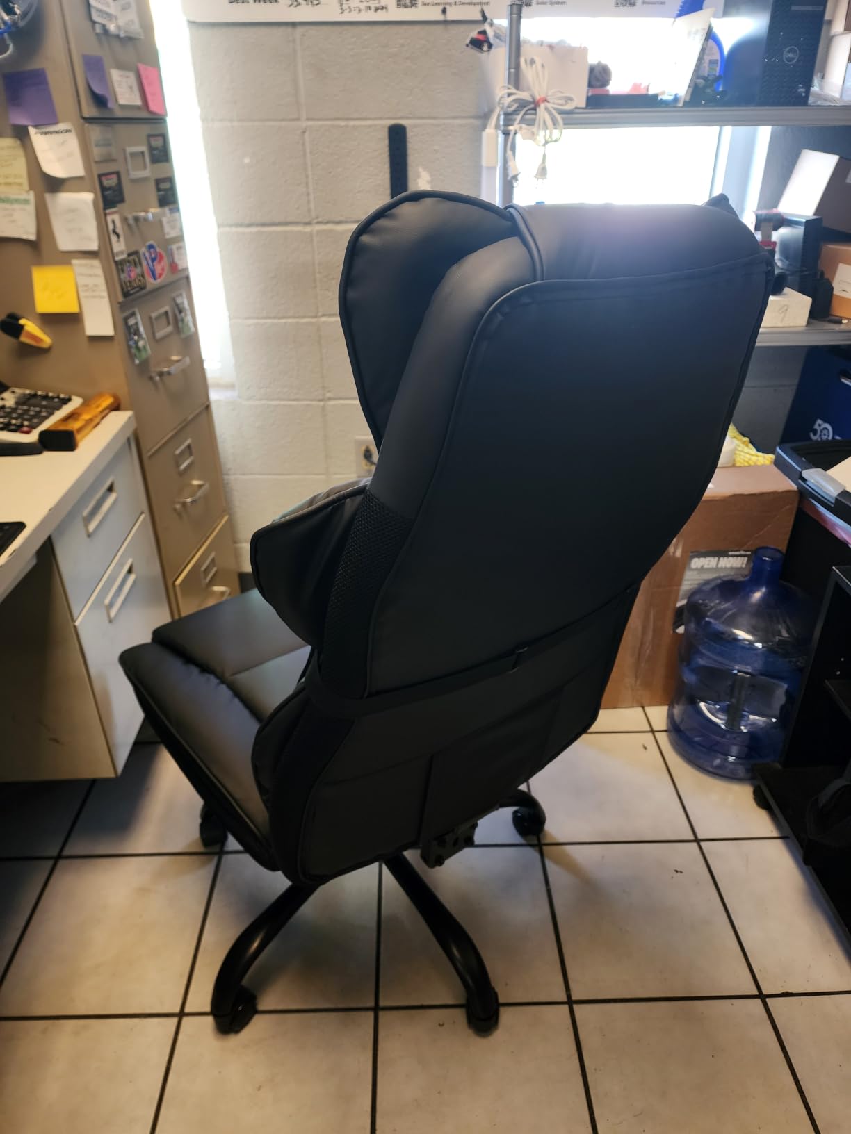 Office Desk Chair, Big and Tall Gaming Chair with Foot Rest, Ergonomic High Back Computer Chair with Soft Adjustable Armrests, Lumbar Support Pillow, Executive Leather Chair (PU, Black) customer photo 1