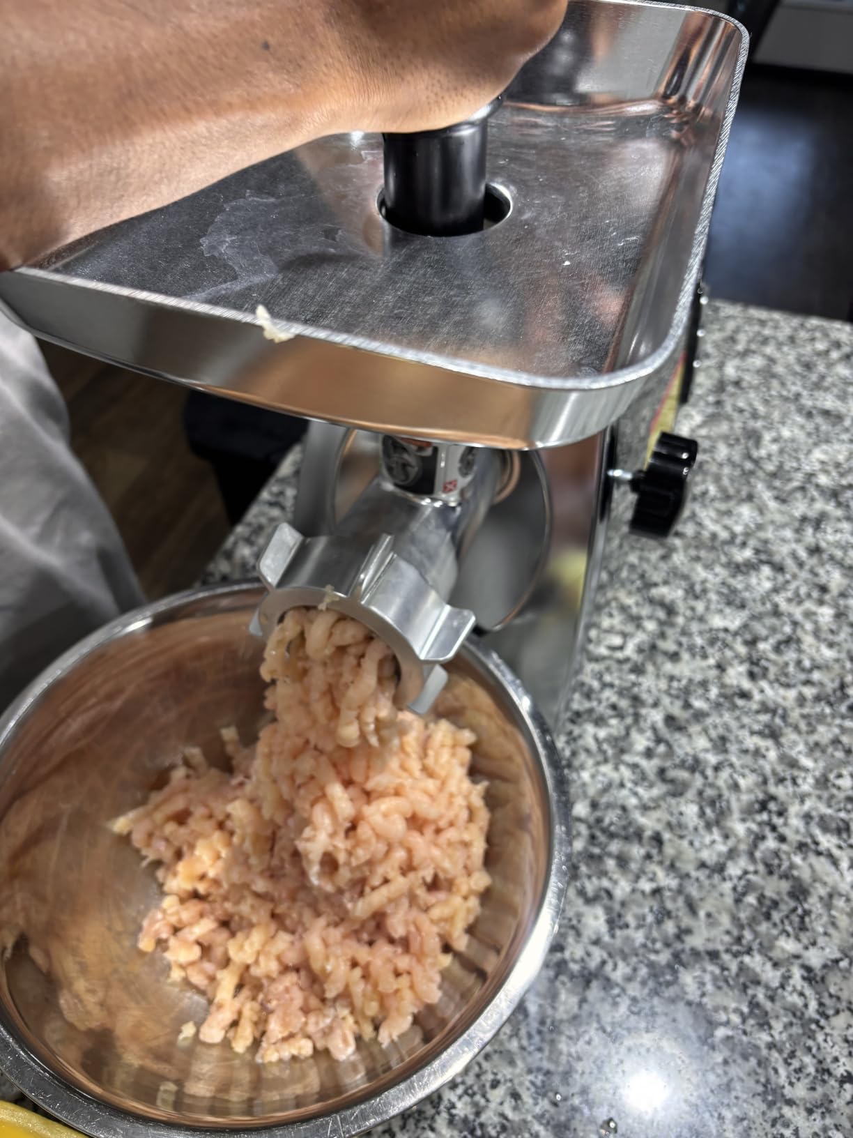 AAOBOSI #12 Meat Grinder Heavy Duty, 3000W Electric Meat Grinder for Hunting with All-Metal Gearbox & Reverse Function, Built-in Storage Box, All-Stainless Body for Deer Wild Game Processing customer photo 2