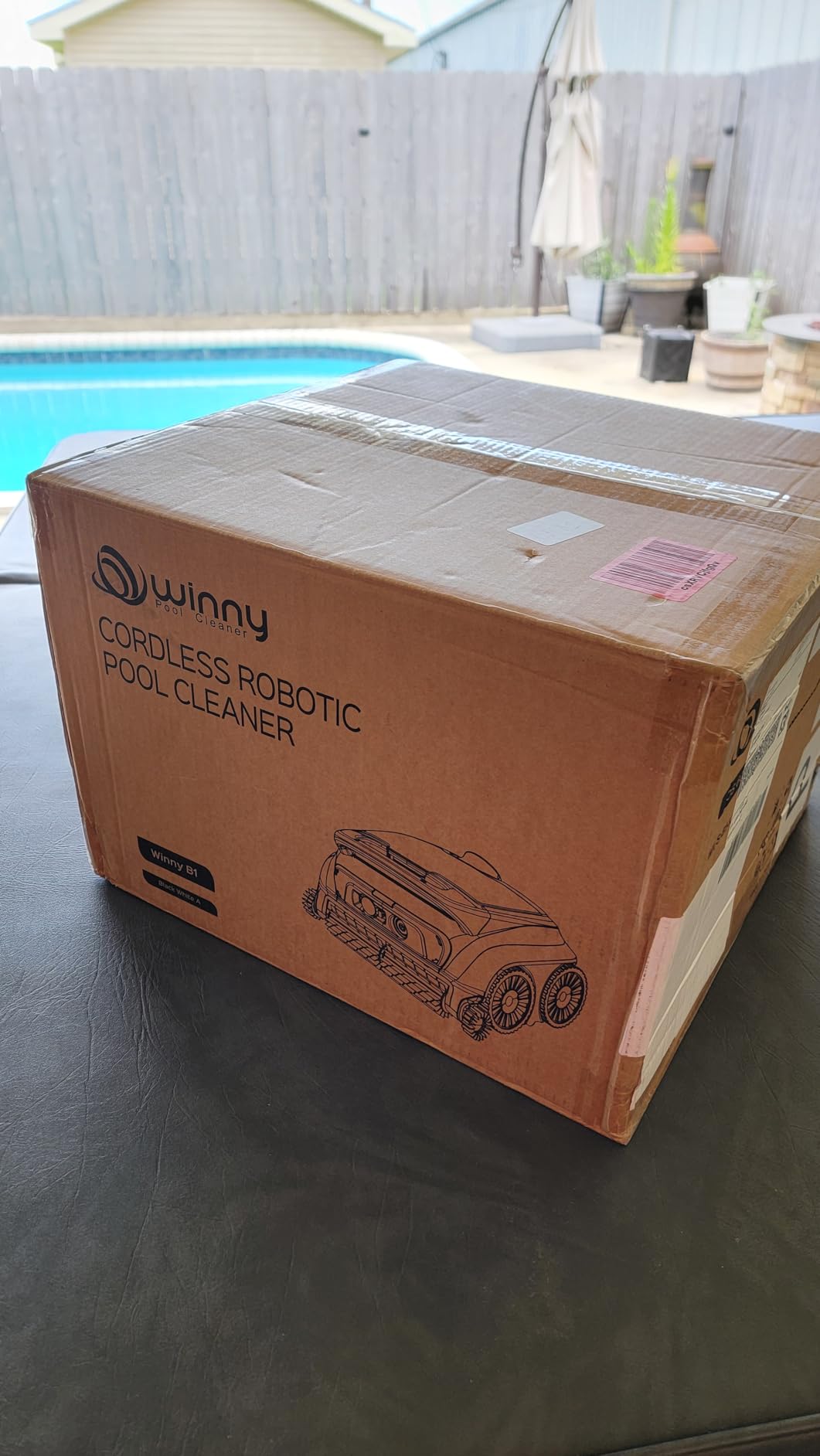 WYBOT B1 Cordless Robotic Pool Vacuum, Six-Roller Brush customer photo 2