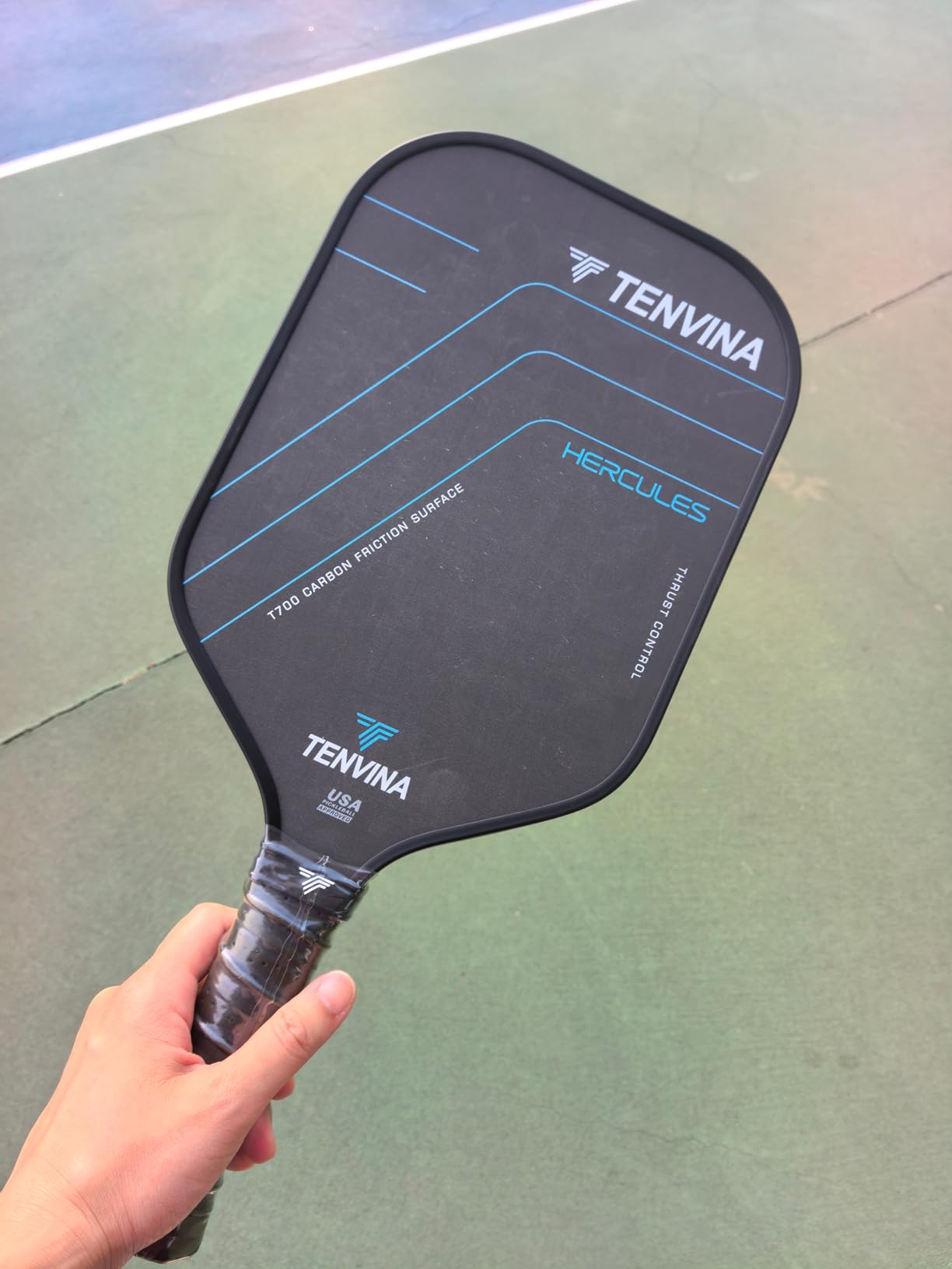 TENVINA Pickleball Paddles, Multi-Layer T700SC Textured Carbon Fiber Pickleball Paddle, Pickle Ball Paddle USAPA Approved with Strong Spin & Power, 4-Types of Shapes and Thicknesses customer photo 1