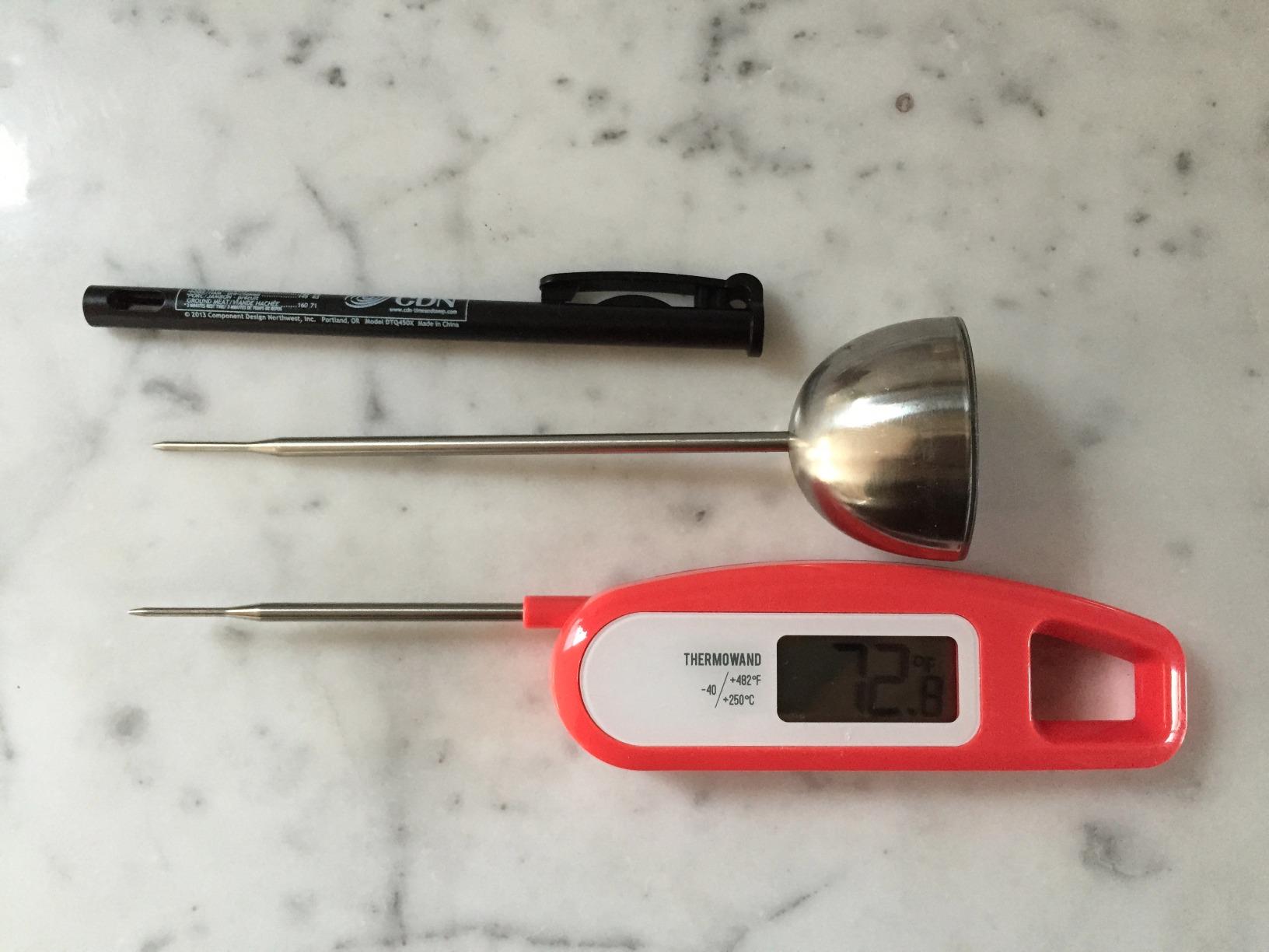 Lavatools Javelin® Ultra-Fast 3-Second Digital Instant Read Meat Thermometer for Grill and Cooking, 2.75