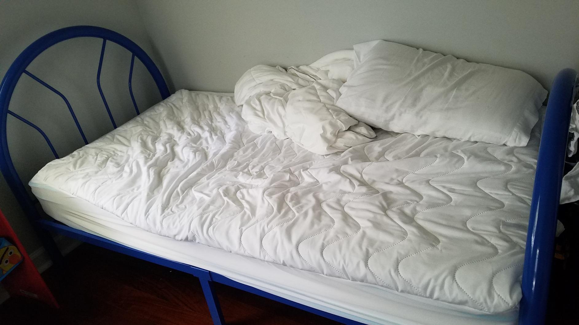 Linenspa 8 Inch Hybrid Mattress - Twin - Bed in a Box customer photo 2