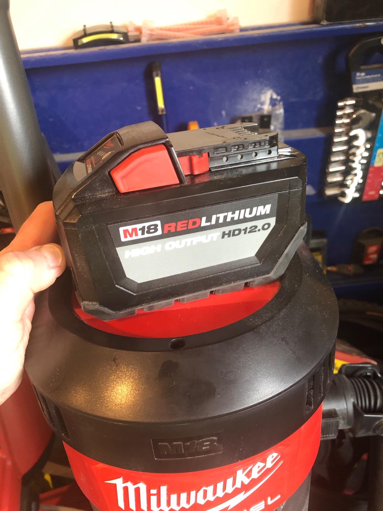Milwaukee Electric - M18 Fuel 3-in-1 BACKPK Vacuum customer photo 2