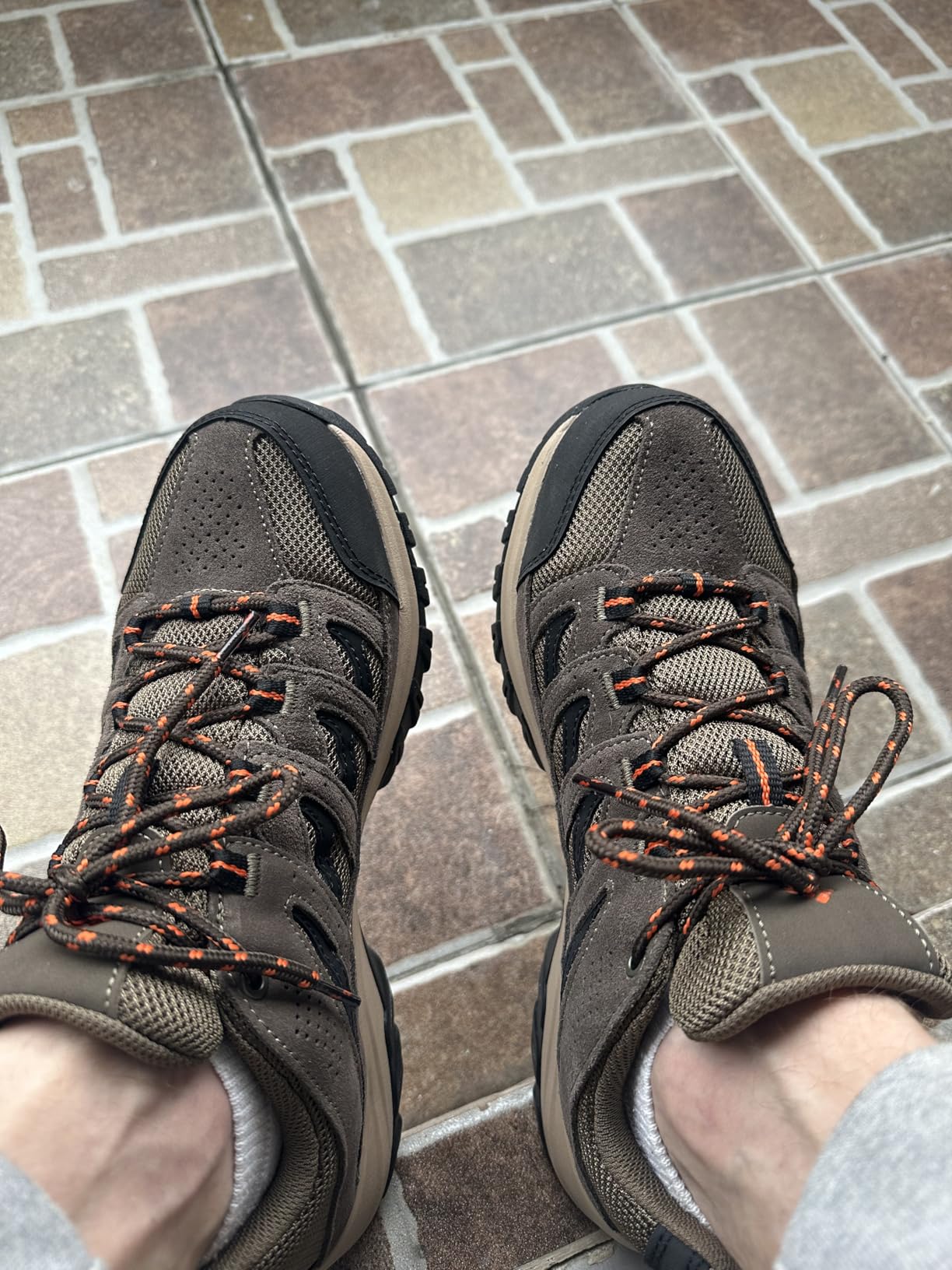 Columbia Men’s Crestwood Hiking Boots customer photo 1