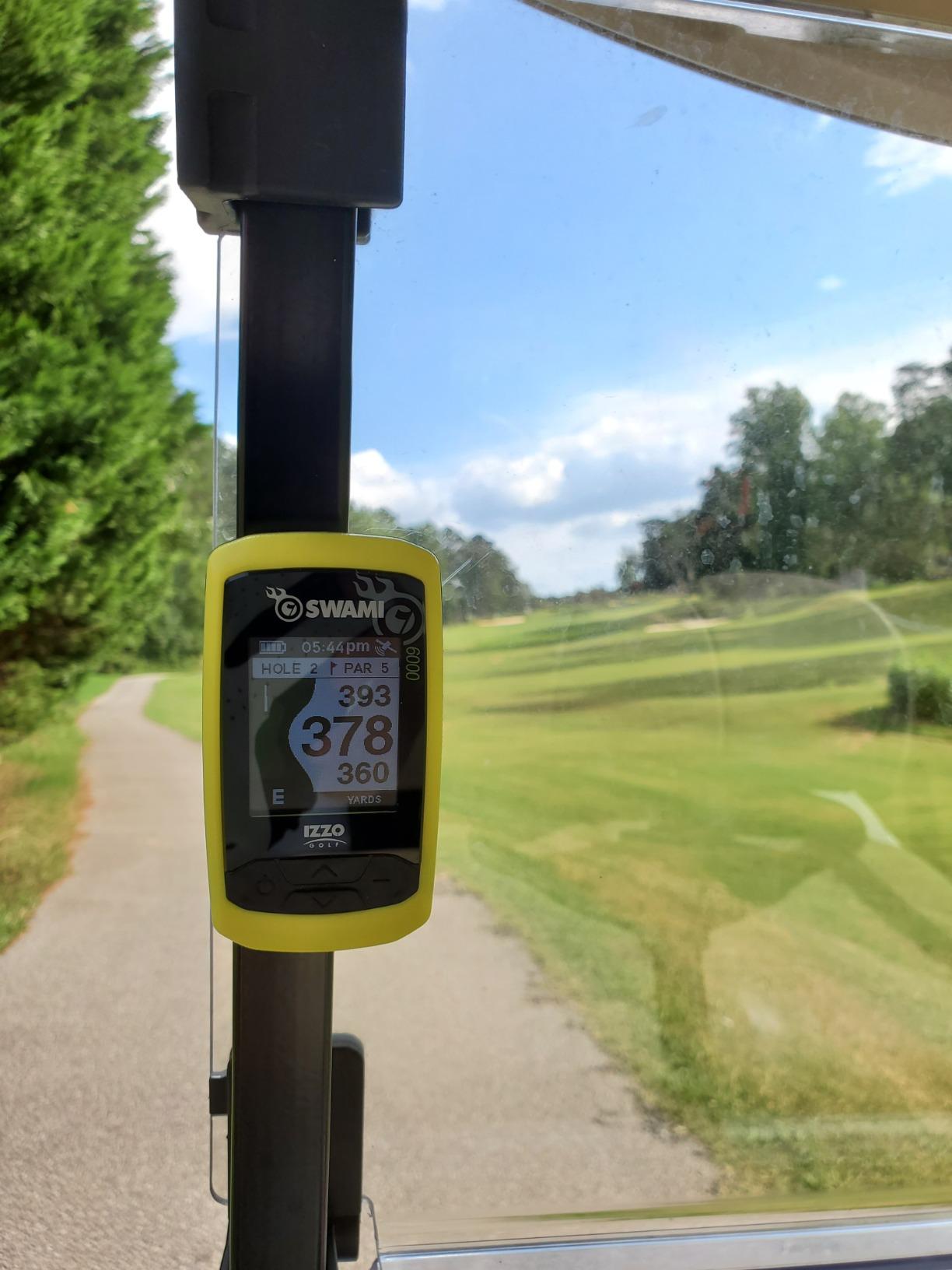 Izzo Swami 6000 Handheld Golf GPS Water-Resistant Color Display With 38,000 Course Maps & Scorekeeper Model may vary customer photo 2