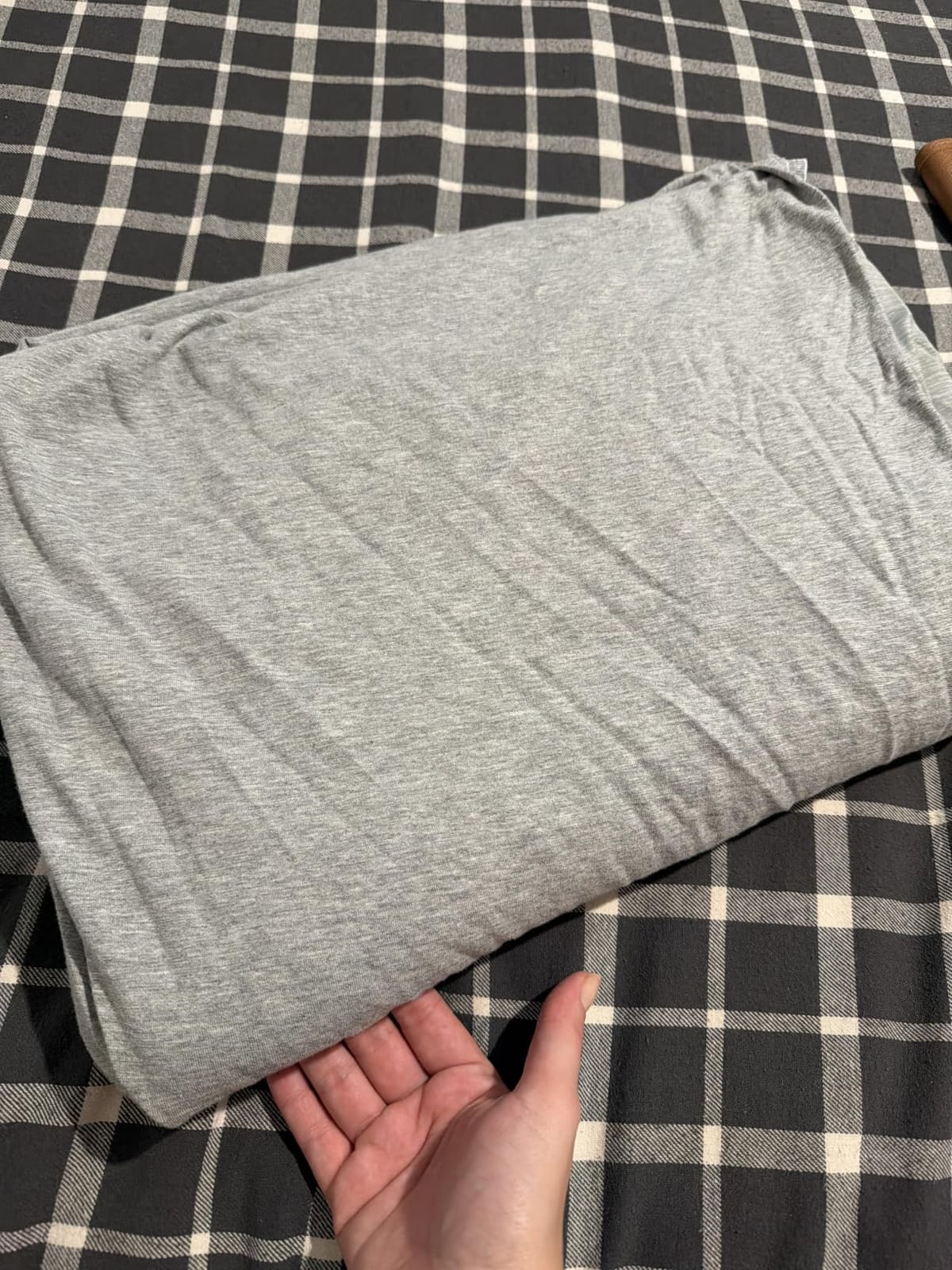 Elegear Arc-Chill 3.0 Cooling Blanket for Hot Sleepers, Twin Size, Grey customer photo 1