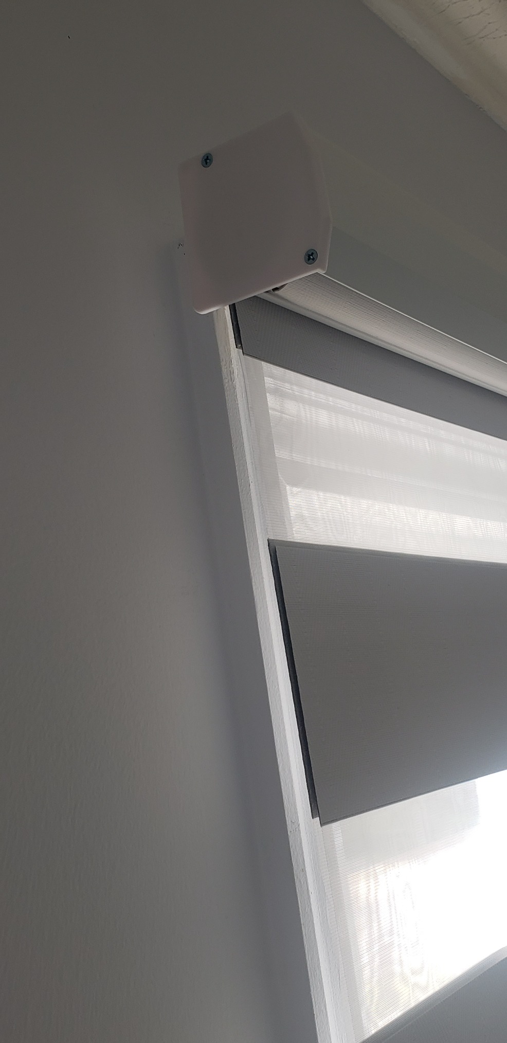 Graywind Motorized Zebra Blinds for Windows, Blackout Smart Blinds with Remote Control, Dual Layer Custom Zebra Shades Work with Alexa, Google Home, Apple Homekit, Classic White customer photo 1