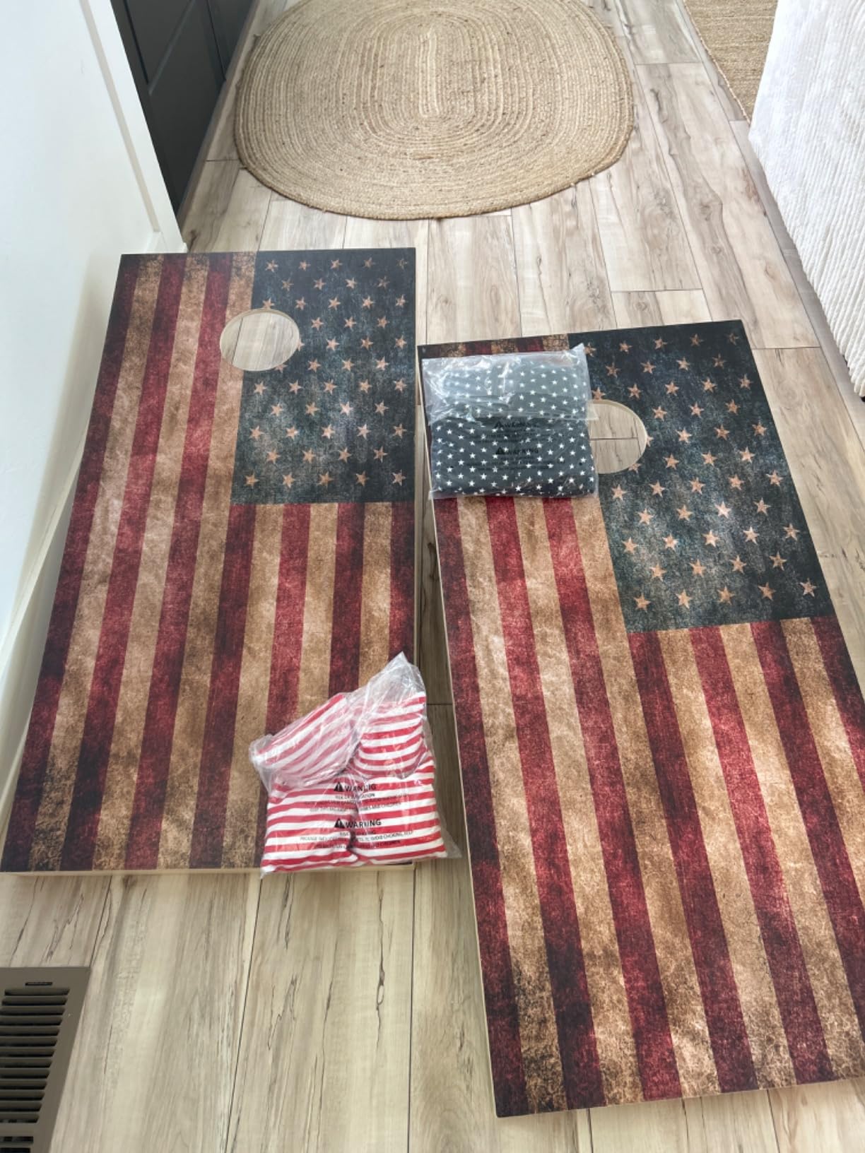 Tailgating Pros Regulation Cornhole Boards Flag Set - Includes 8 Bean Bags, Carrying Cases, and 4'x2' Corn Hole Toss Game customer photo 2