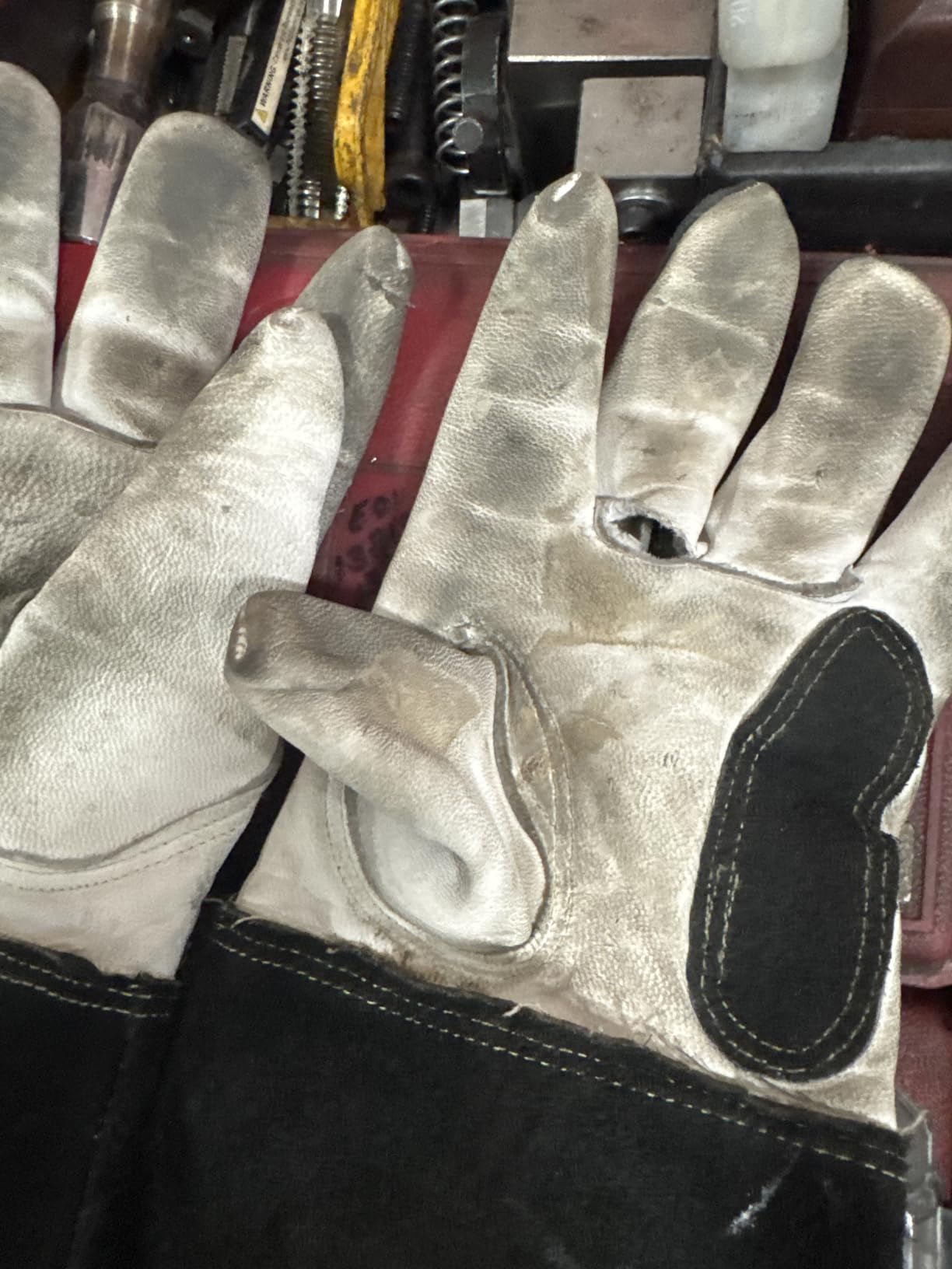 YESWELDER Premium Goatskin TIG Welding Gloves customer photo 1