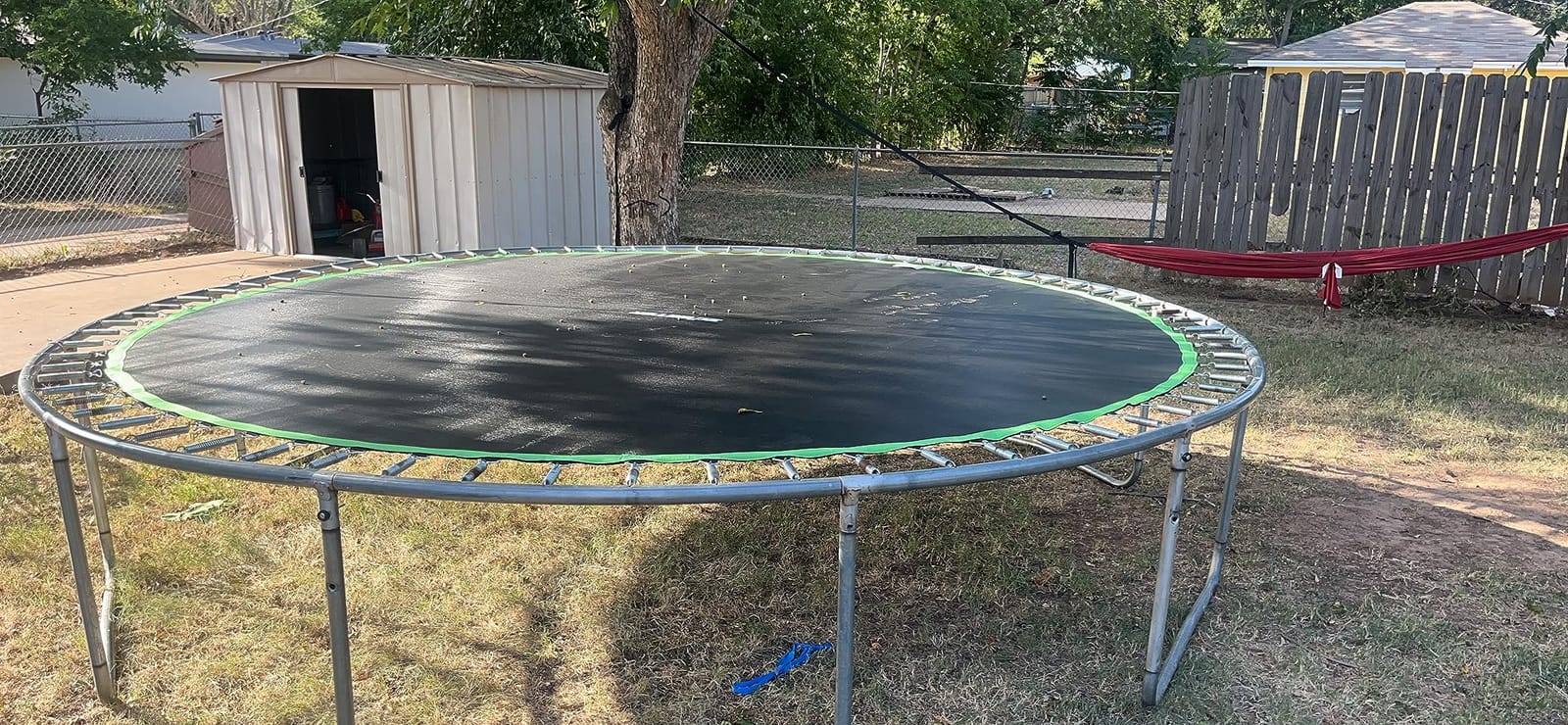 Zoomster Replacement Jumping Mat, Fits 14 ft Round Trampoline Frame with 72 V-Hooks, Using 5.5