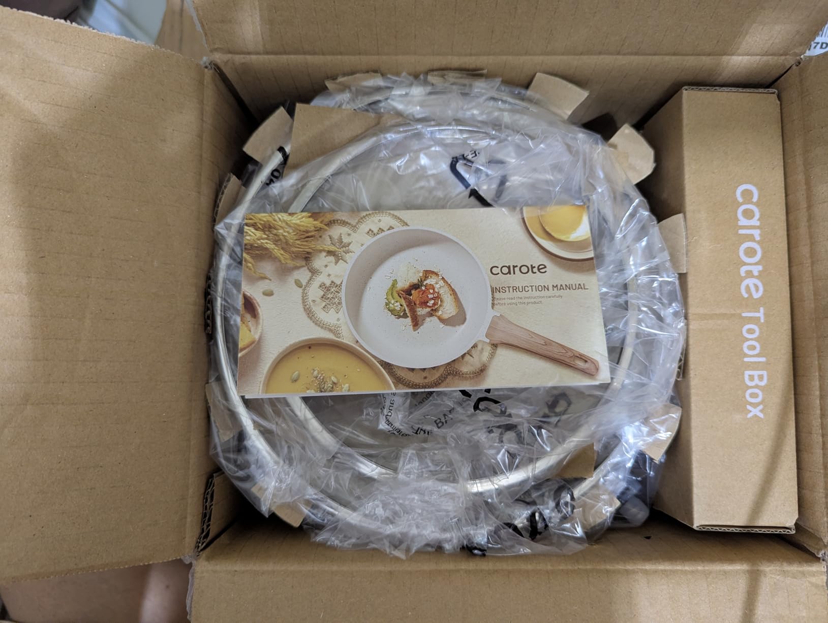 CAROTE Nonstick 1.5Qt & 3.0Qt Sauce Pan Sets with Lid, White customer photo 1