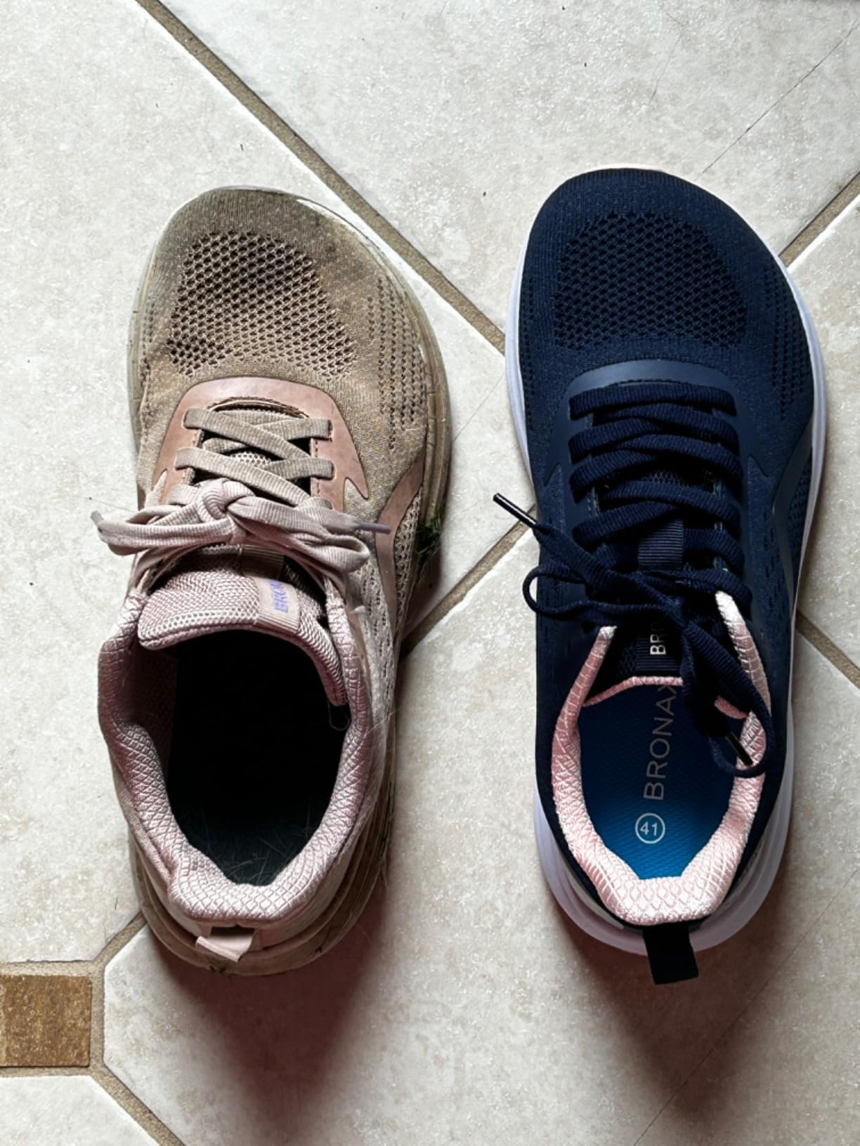 BRONAX Womens Wide Toe Box Road Running Shoes S71 customer photo 2