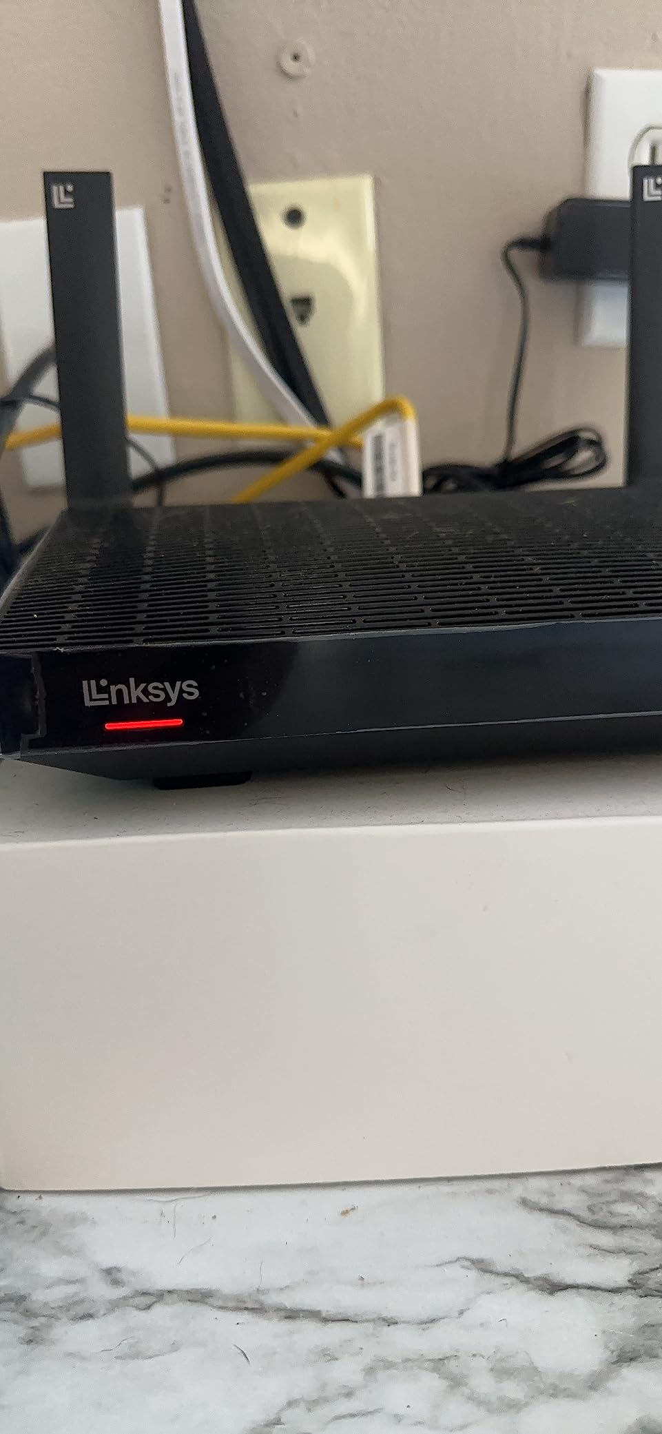 Linksys MR20EC | Dual-Band Mesh WIFI 6 Router | 3.0 (AX3000) Speeds | Connect 25+ Devices | 2,000 Sq Ft Coverage | 18 Month Warranty customer photo 2
